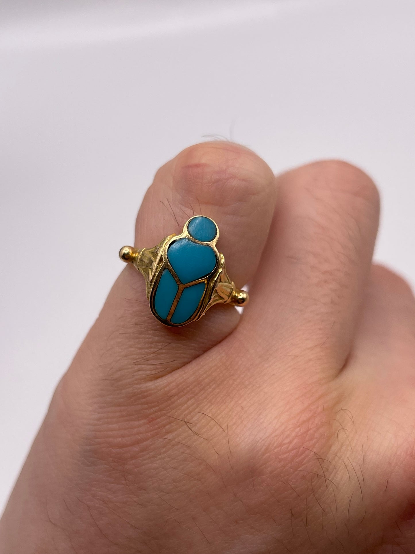 18ct gold turquoise scarab ring