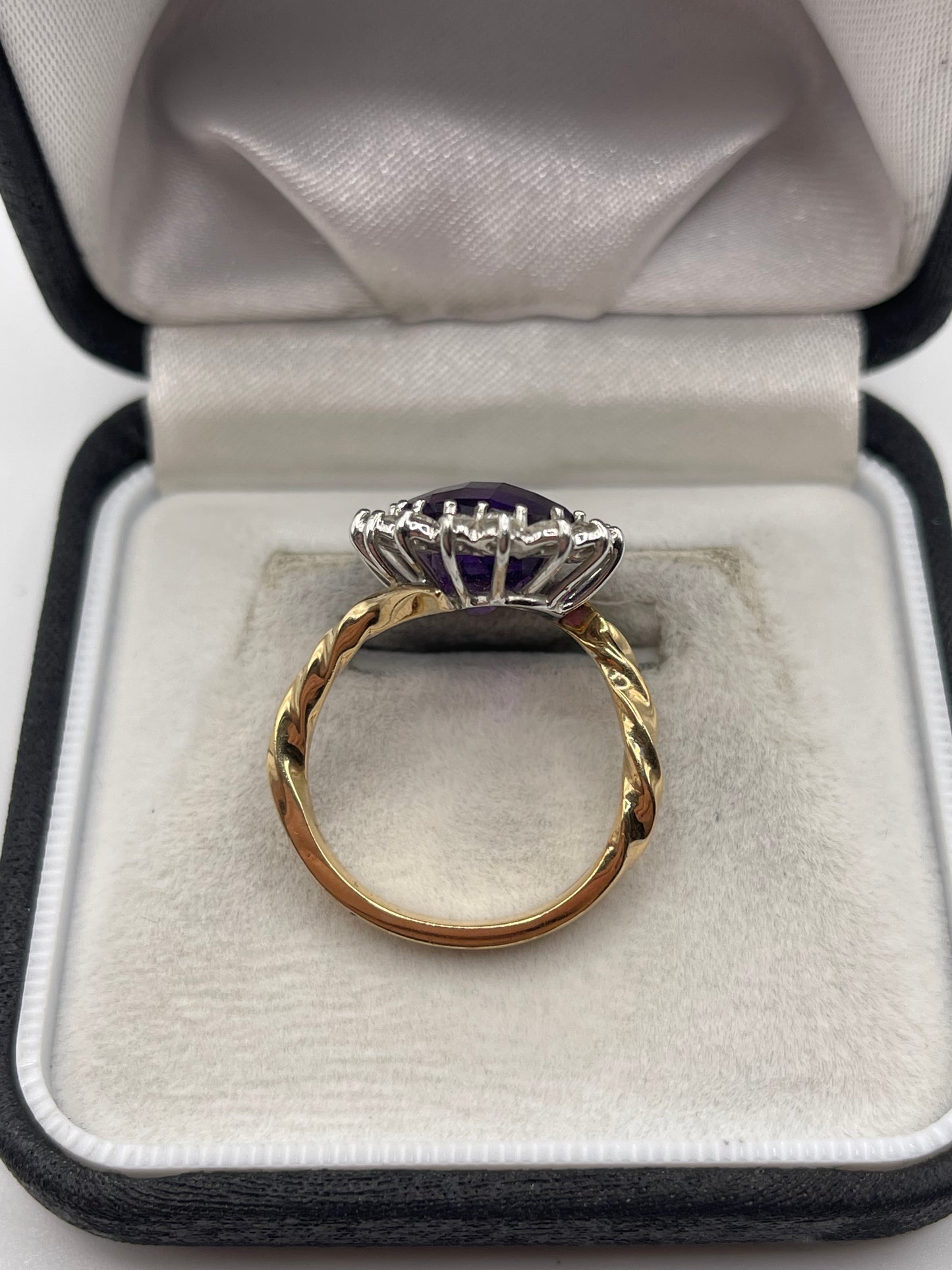 9ct gold amethyst and diamond ring