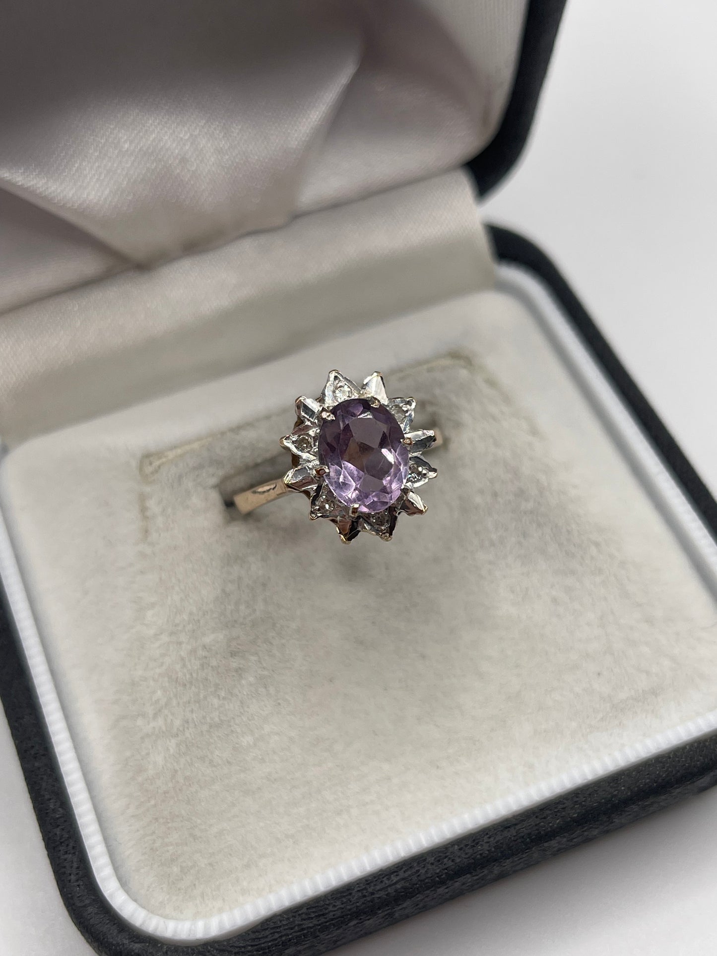 9ct gold amethyst and diamond ring