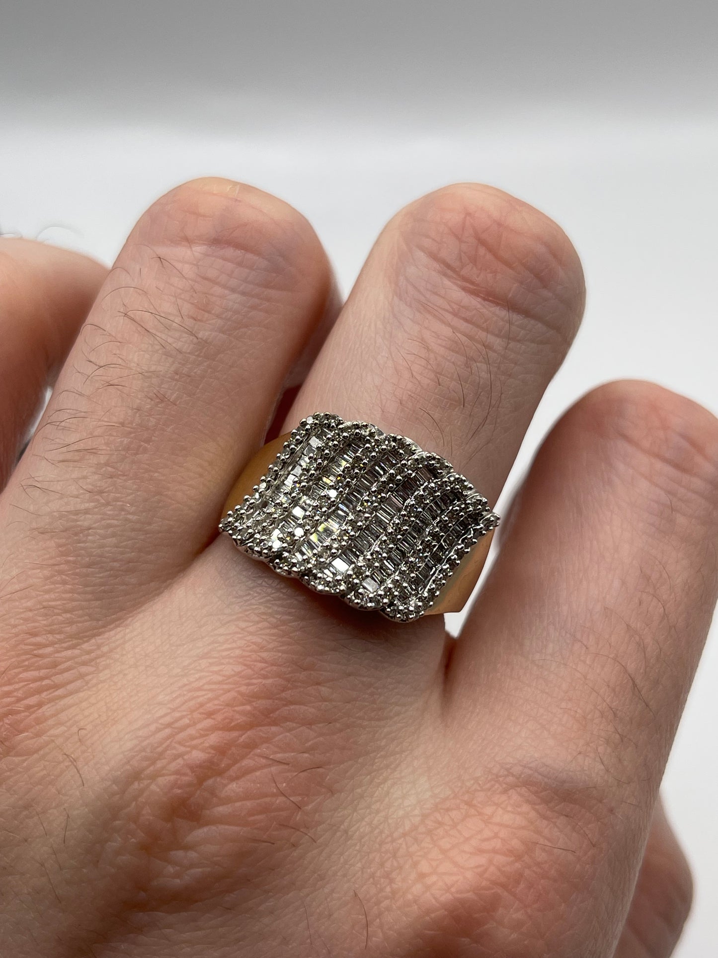 9ct gold diamond cluster ring