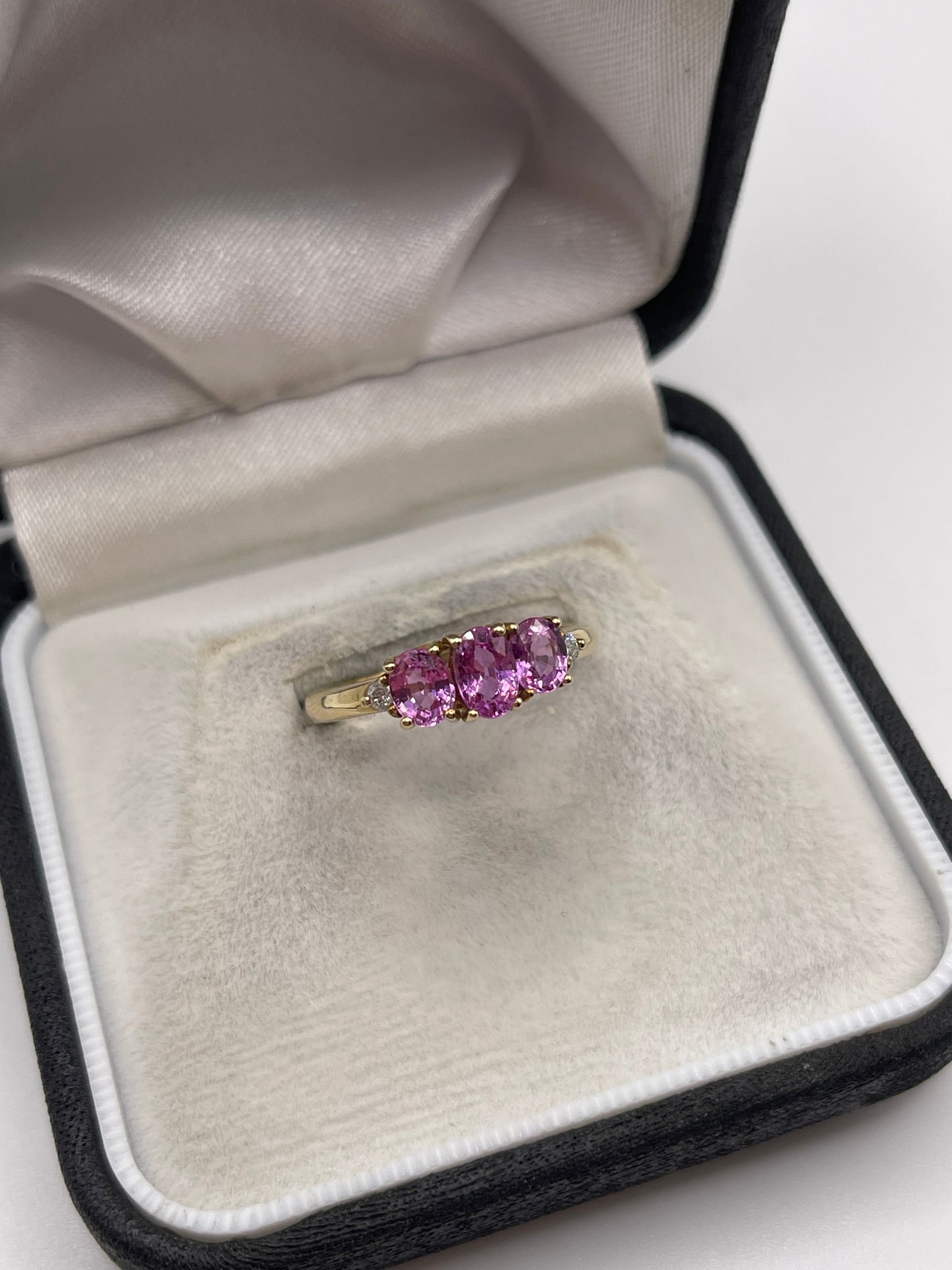 9ct gold pink sapphire and diamond ring