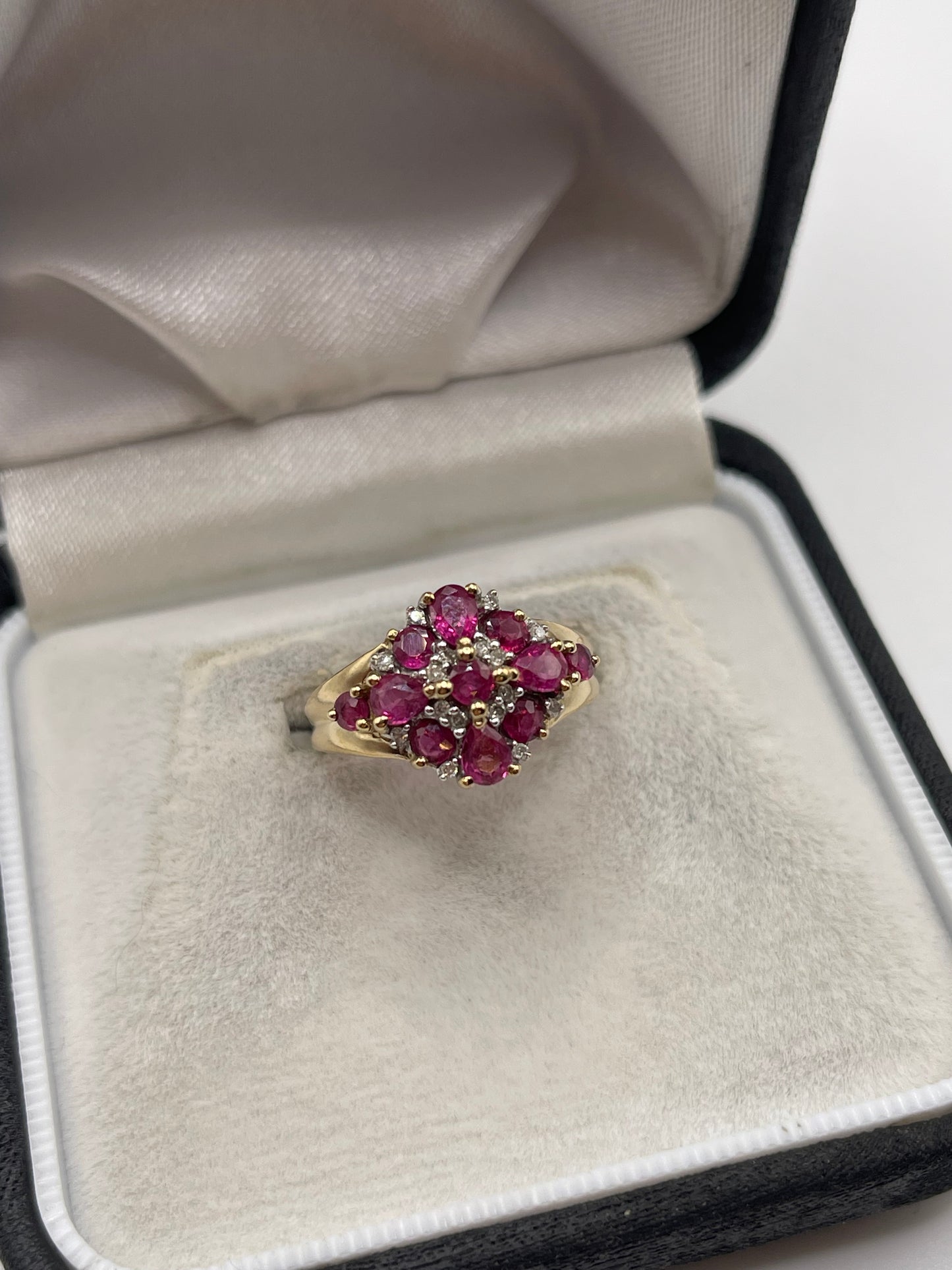 9ct gold ruby and diamond cluster ring