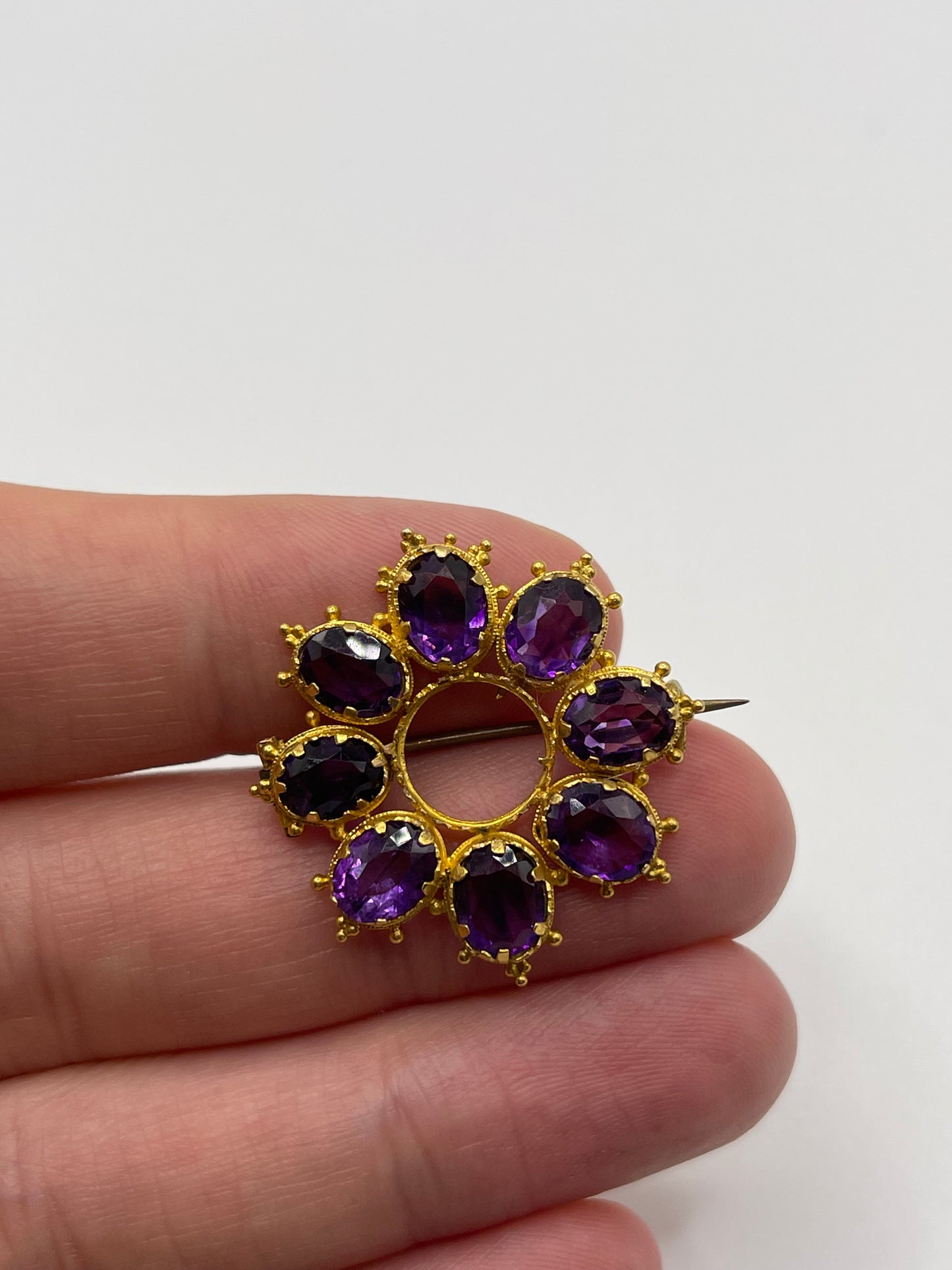 Antique 15ct gold amethyst brooch
