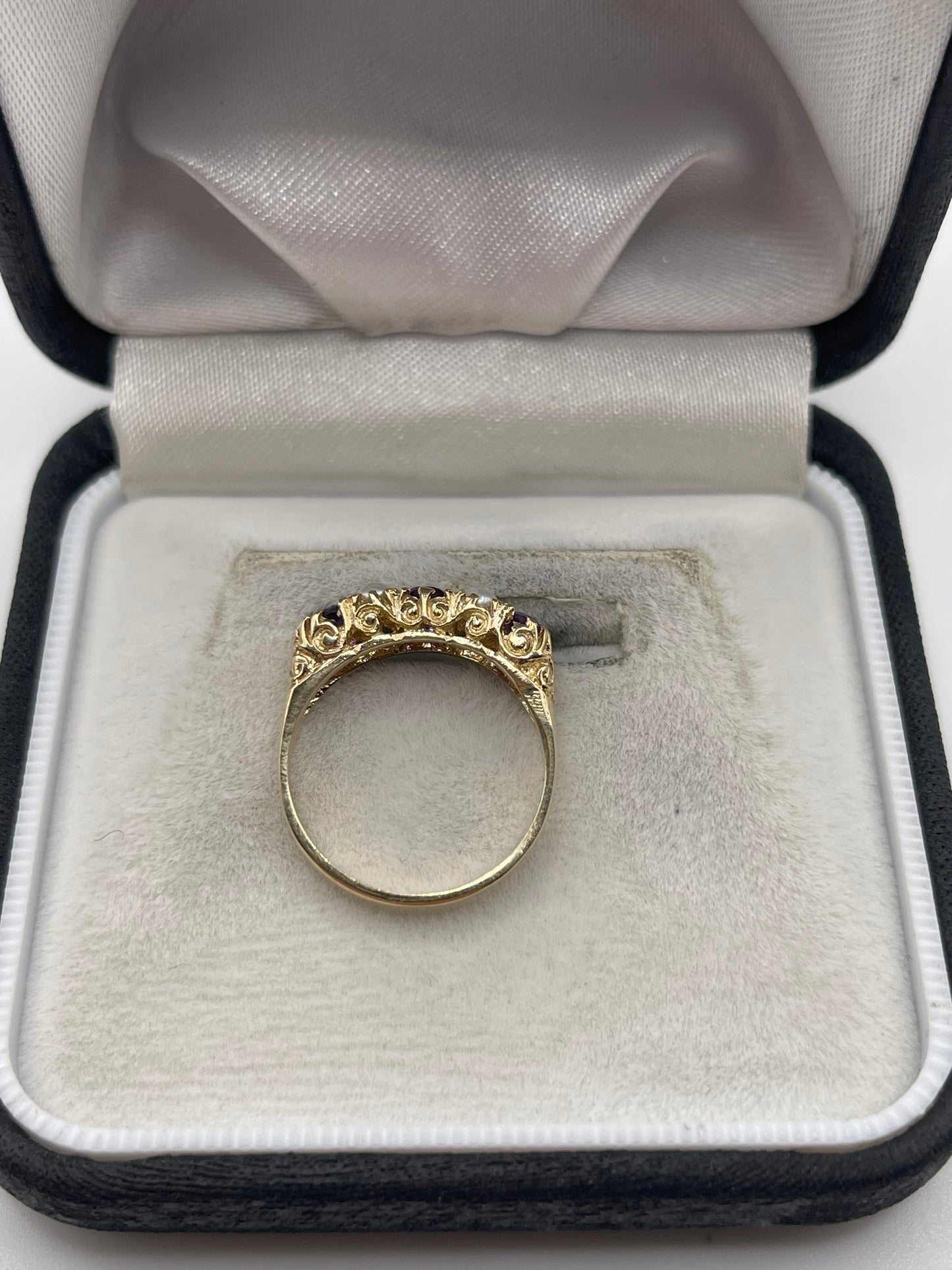 9ct gold amethyst and pearl ring