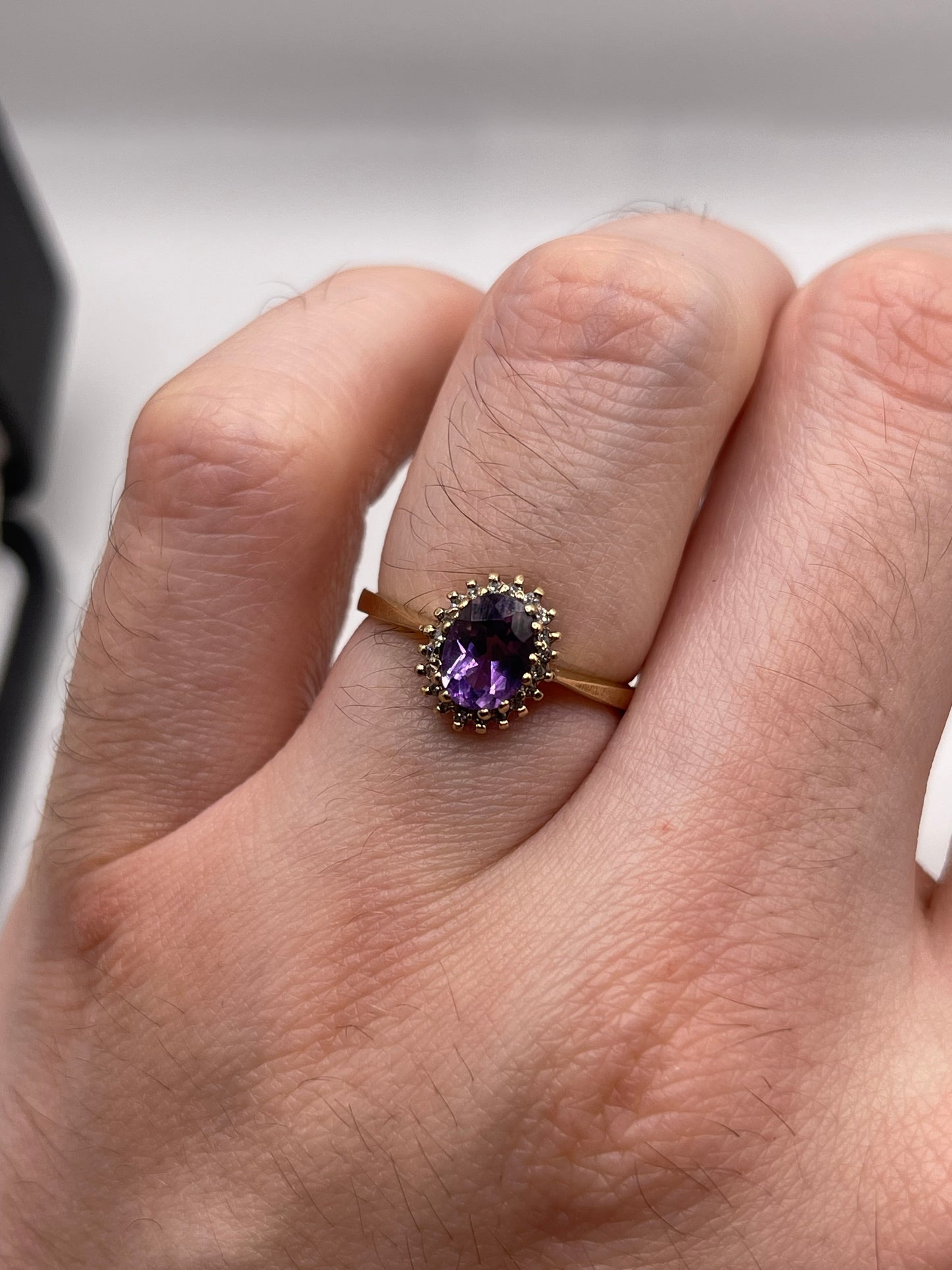 9ct gold amethyst and diamond ring