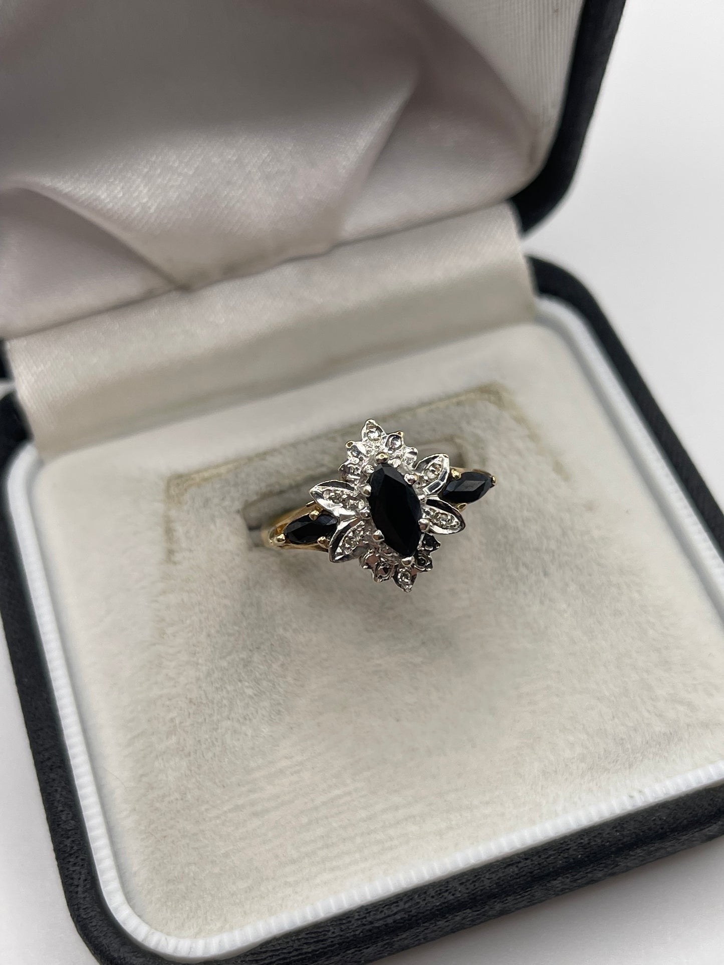 9ct gold sapphire and diamond ring