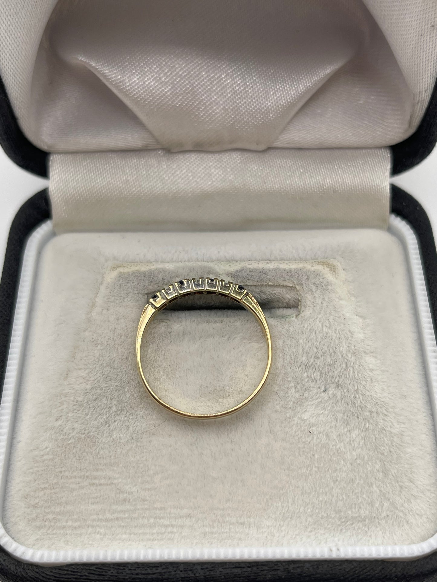 9ct gold sapphire and diamond ring