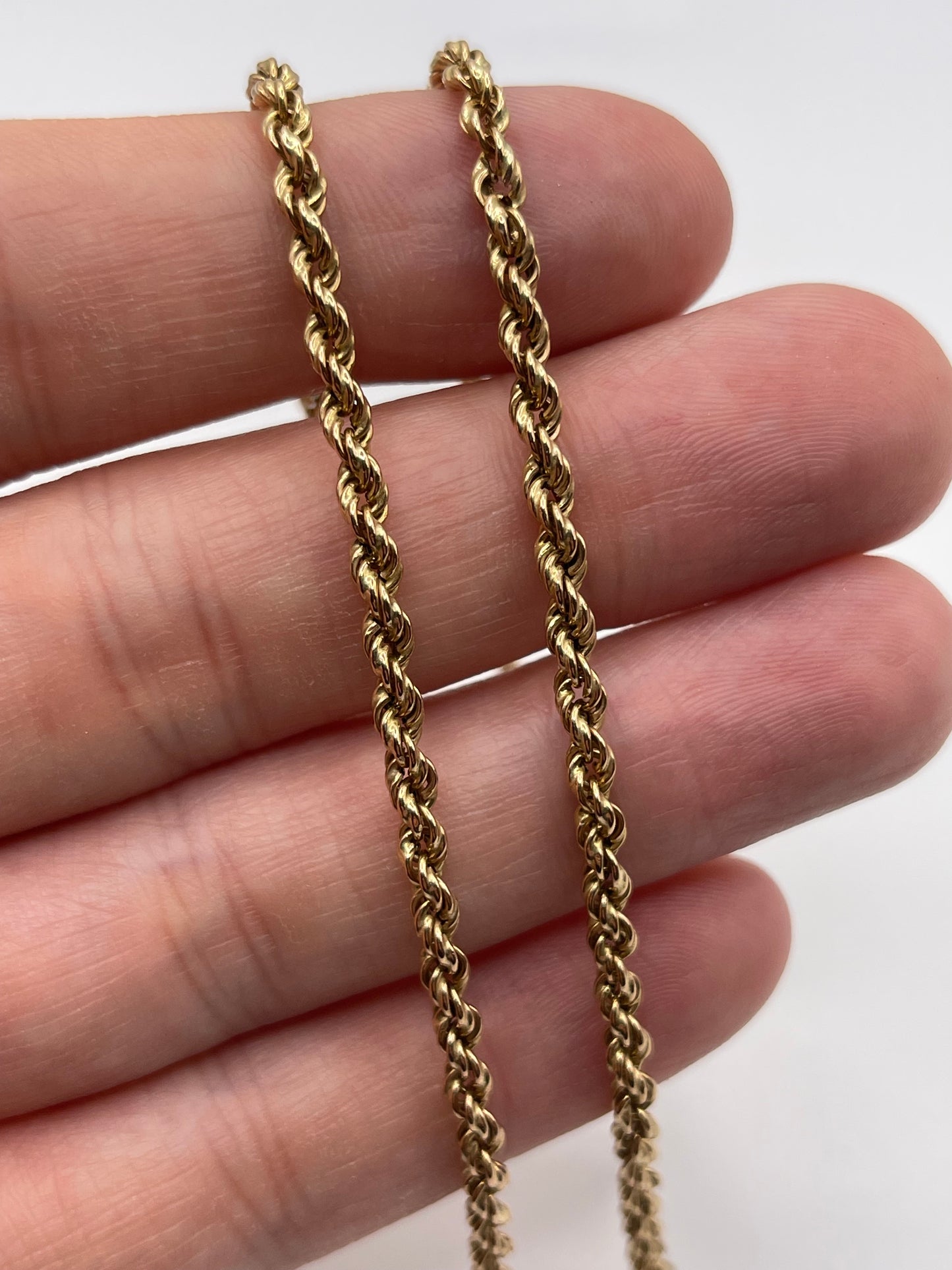 9ct gold chain 324