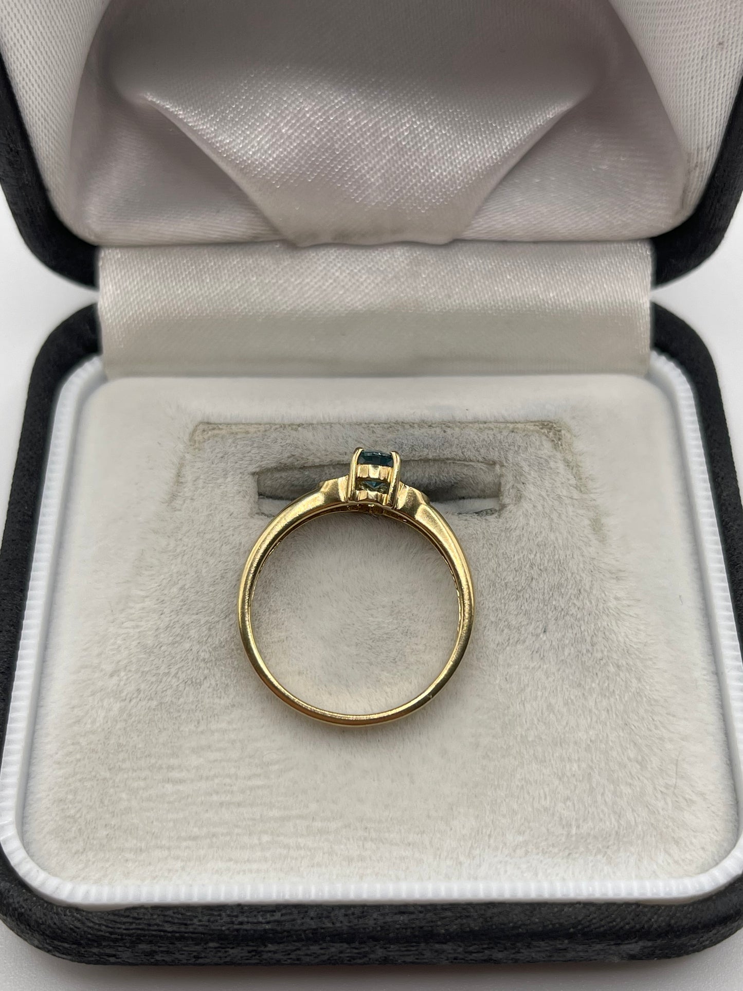 9ct gold blue zircon and diamond ring