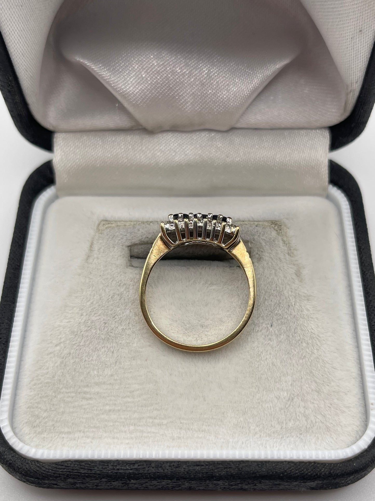 9ct gold sapphire and diamond ring