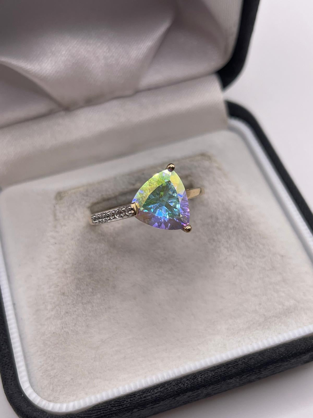 9ct gold topaz and zircon ring