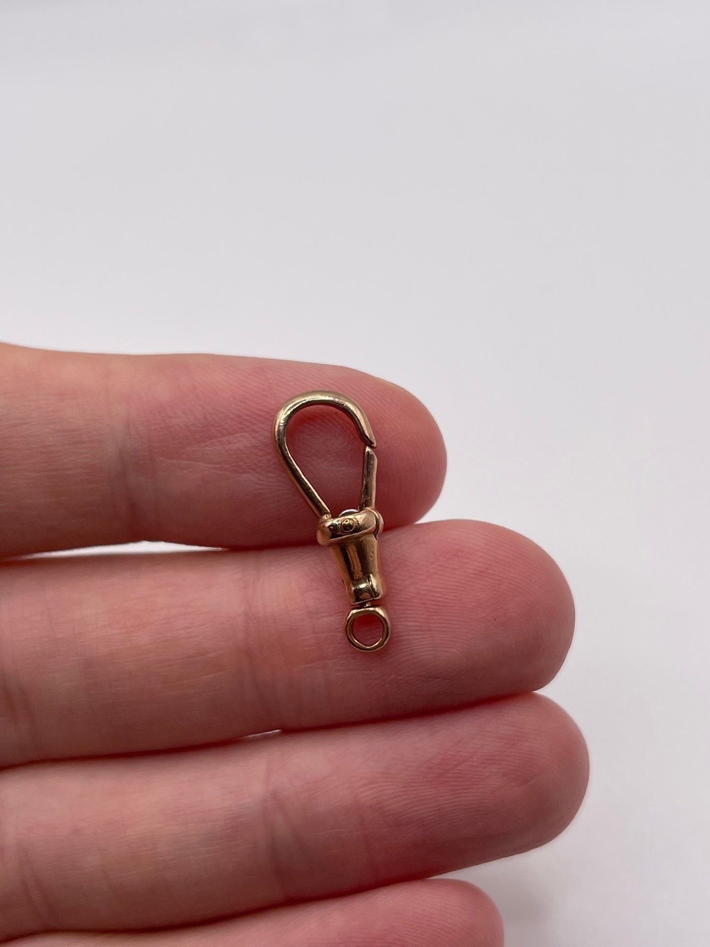 9ct rose gold dog clip 87