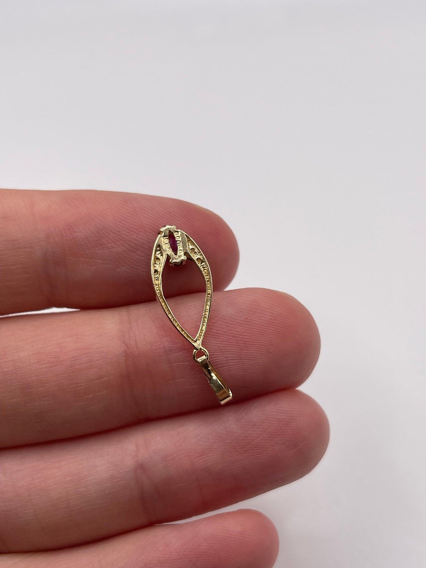 9ct gold ruby and diamond pendant