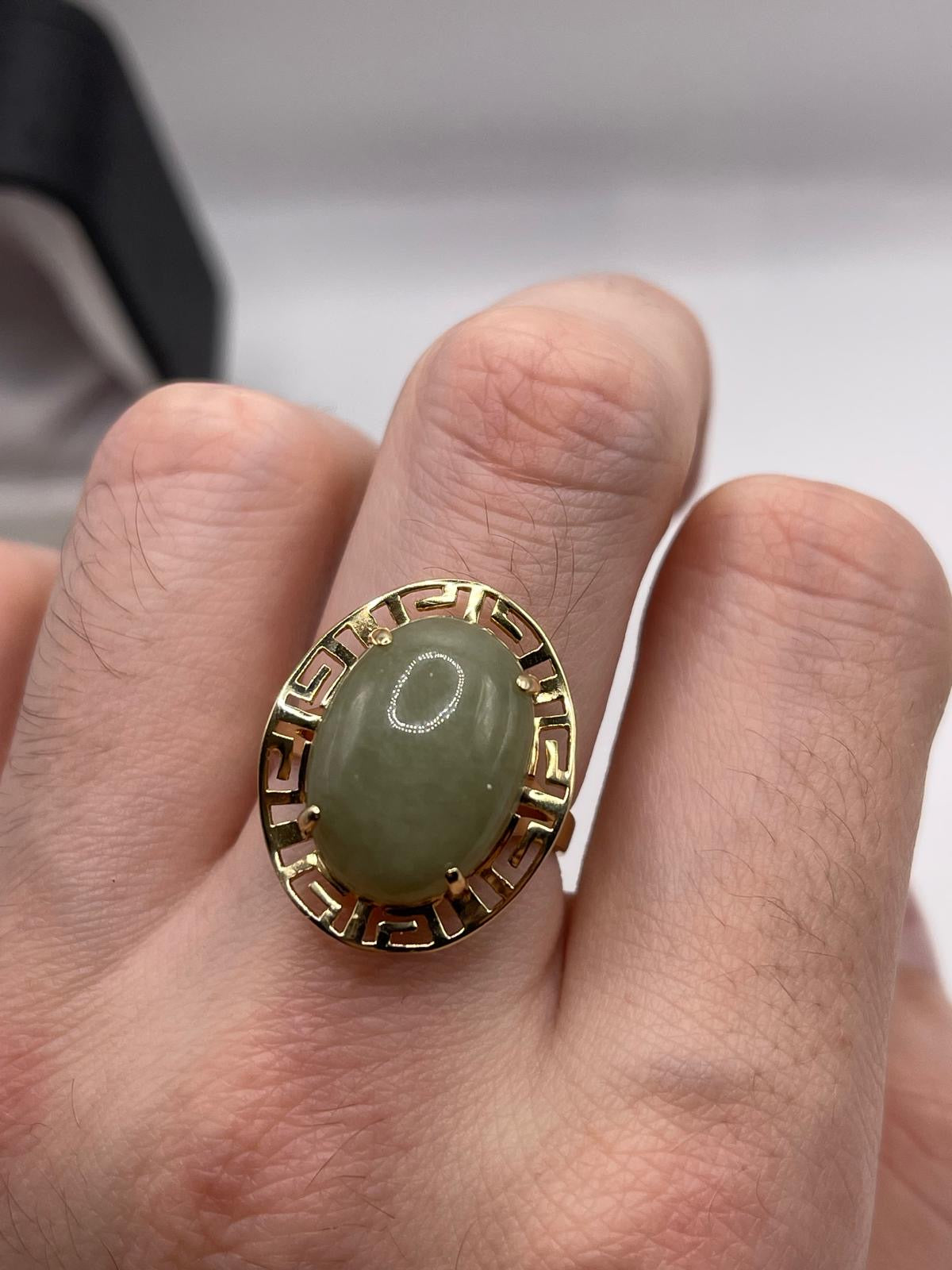 14ct gold jade ring