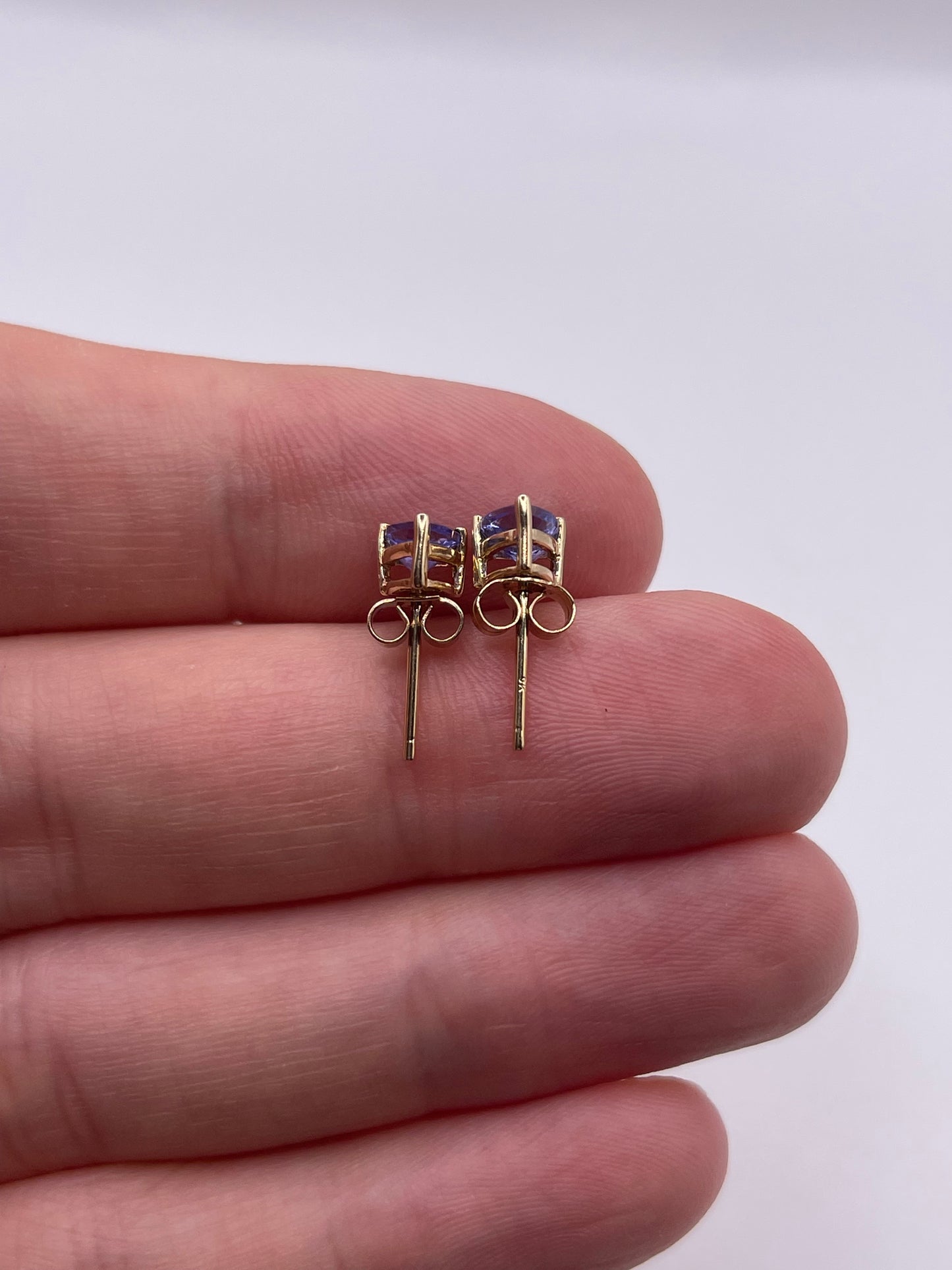 9ct gold tanzanite earrings