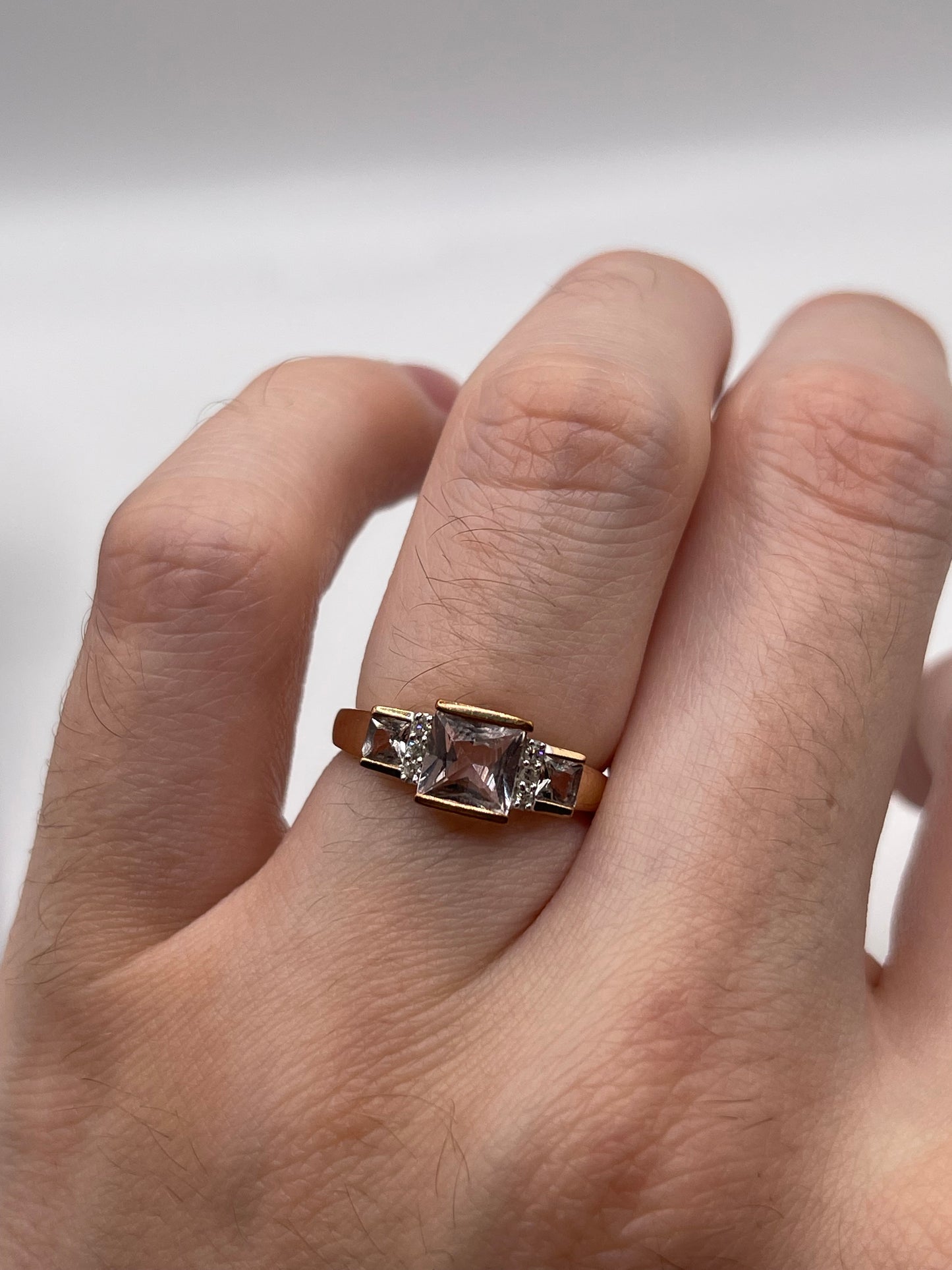 9ct rose gold morganite and diamond ring