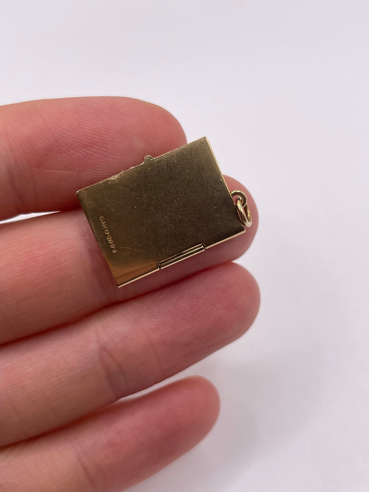 9ct gold driving licence charm