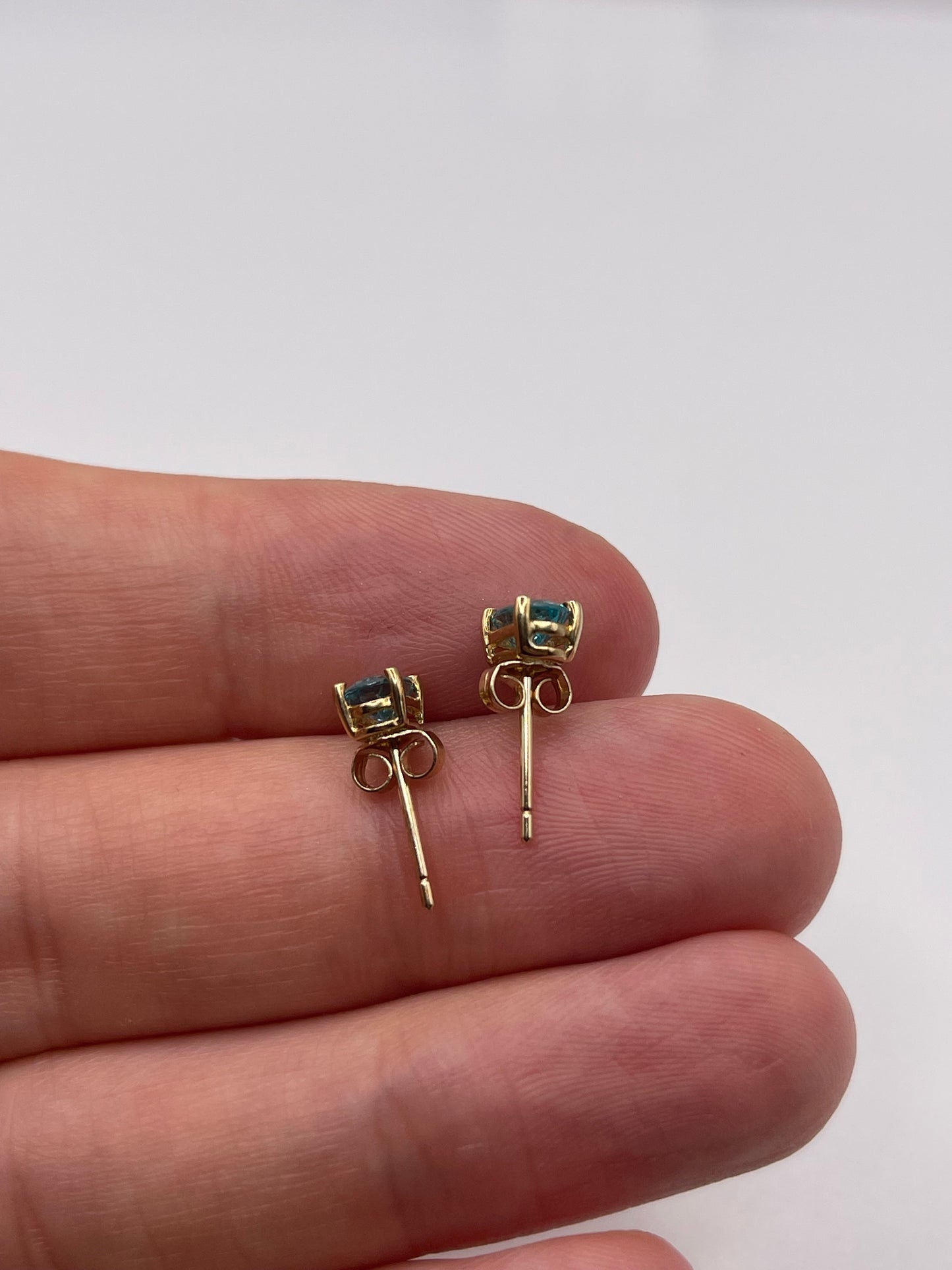 9ct gold blue topaz earrings