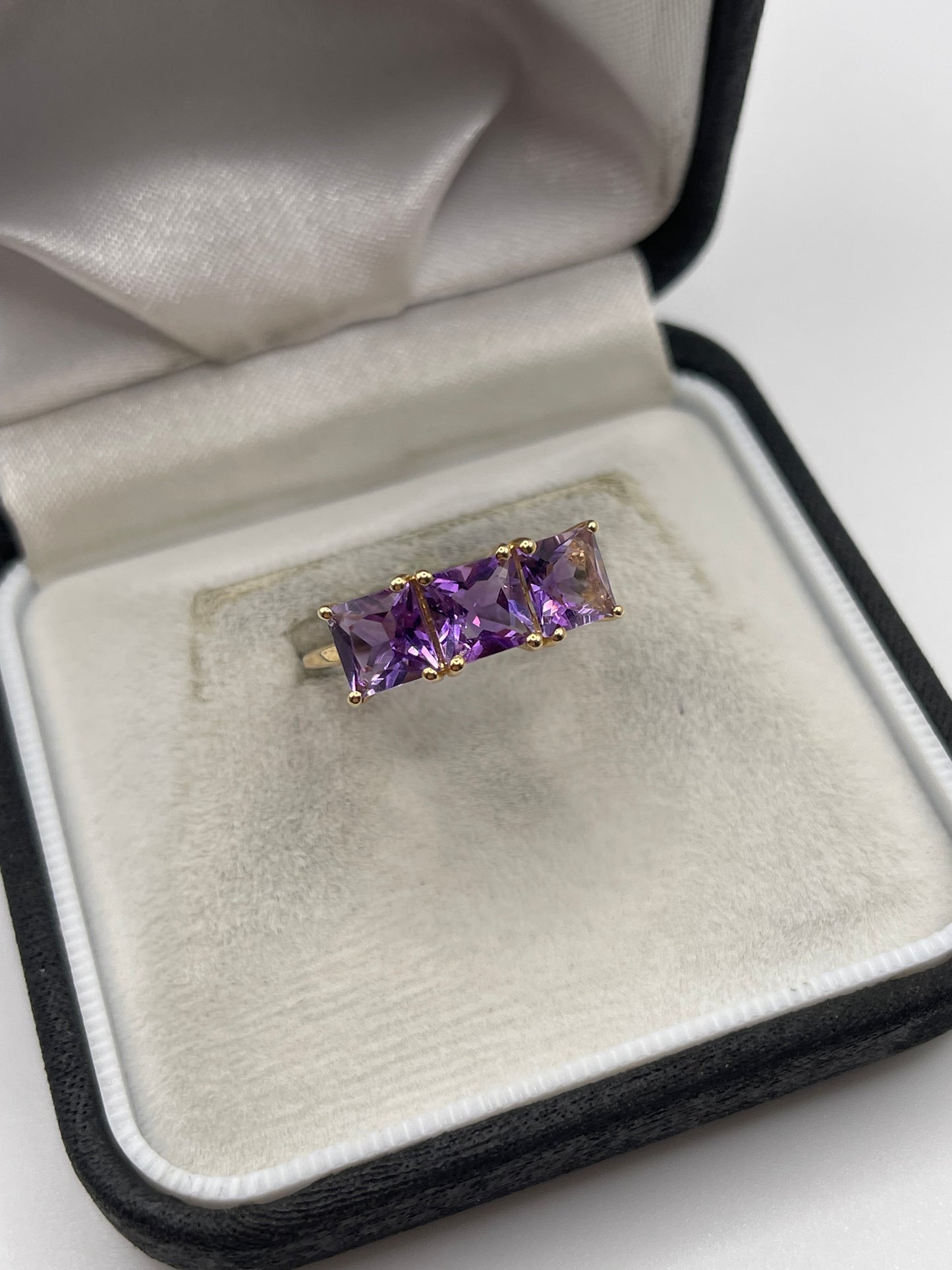 9ct gold amethyst ring