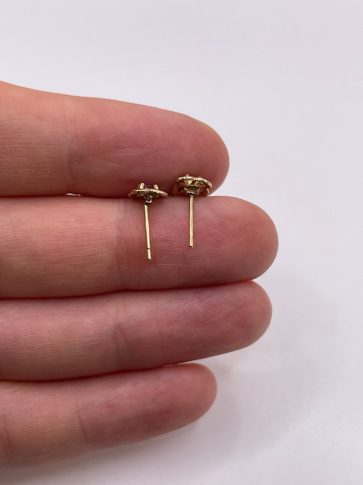 9ct gold ruby earrings