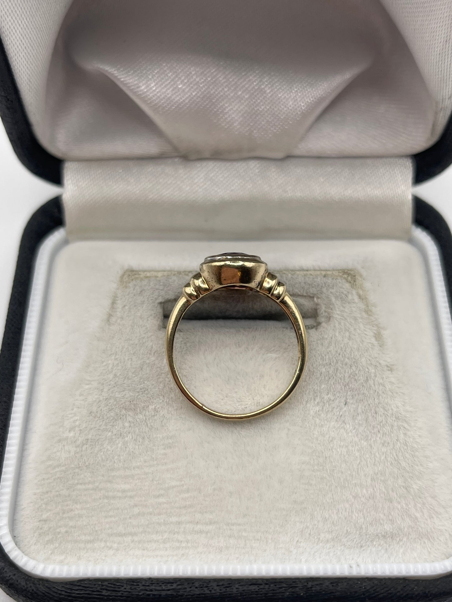 9ct gold amethyst ring