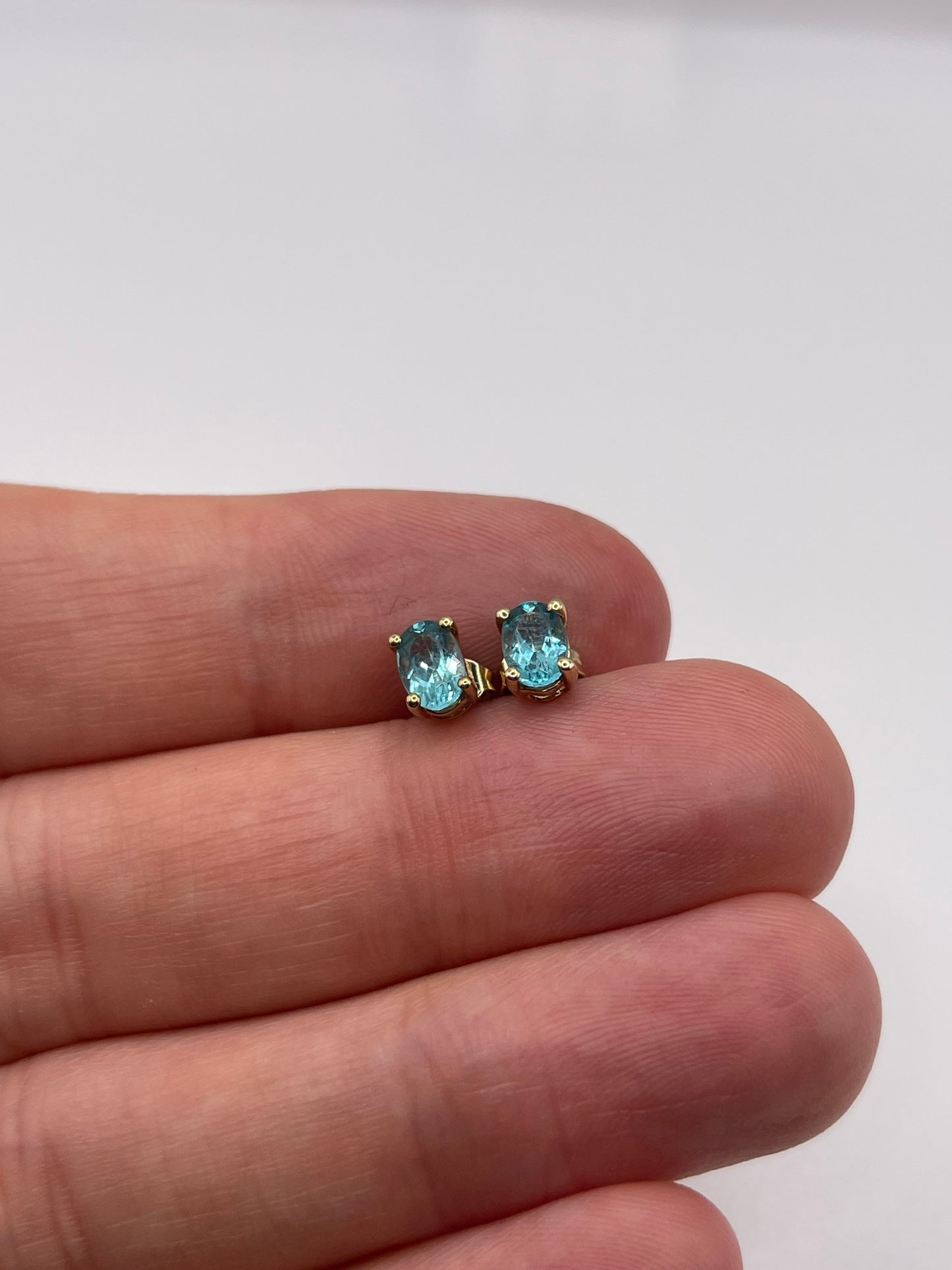 9ct gold blue topaz earrings