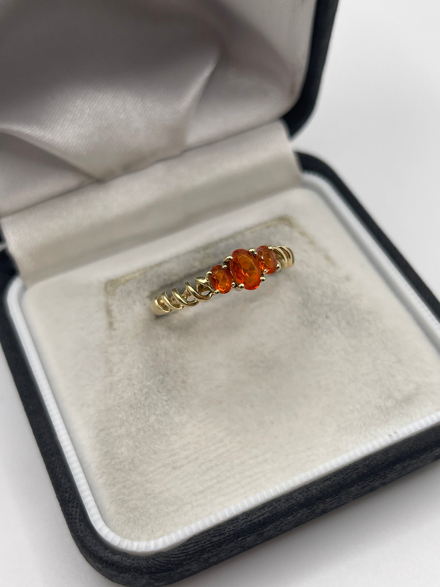 9ct gold fire opal ring