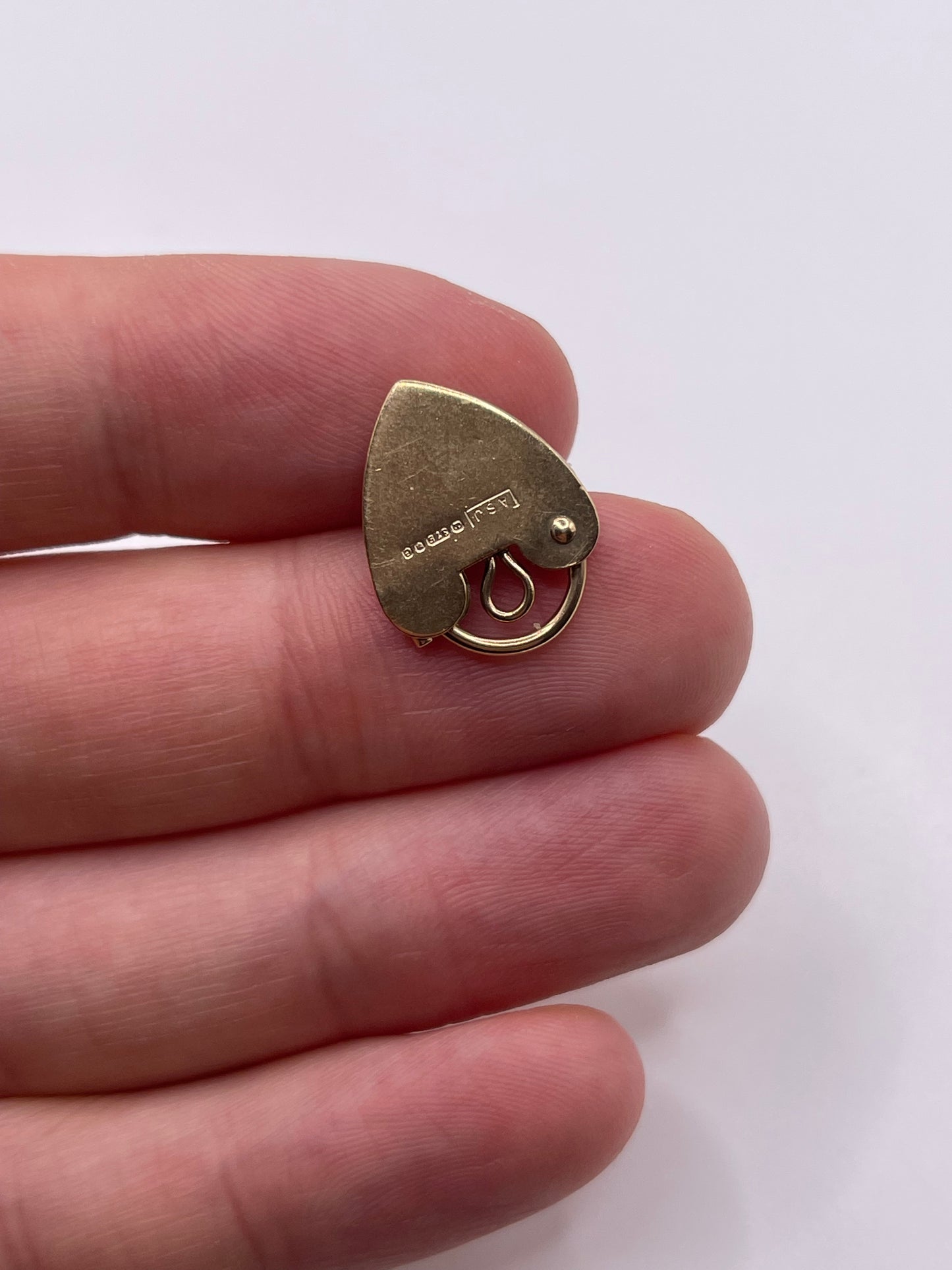 9ct gold padlock 10