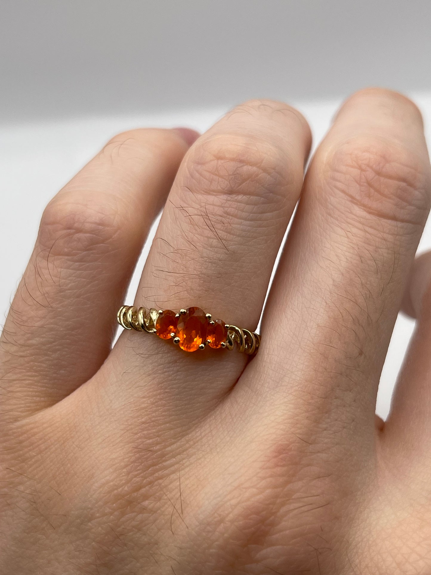 9ct gold fire opal ring