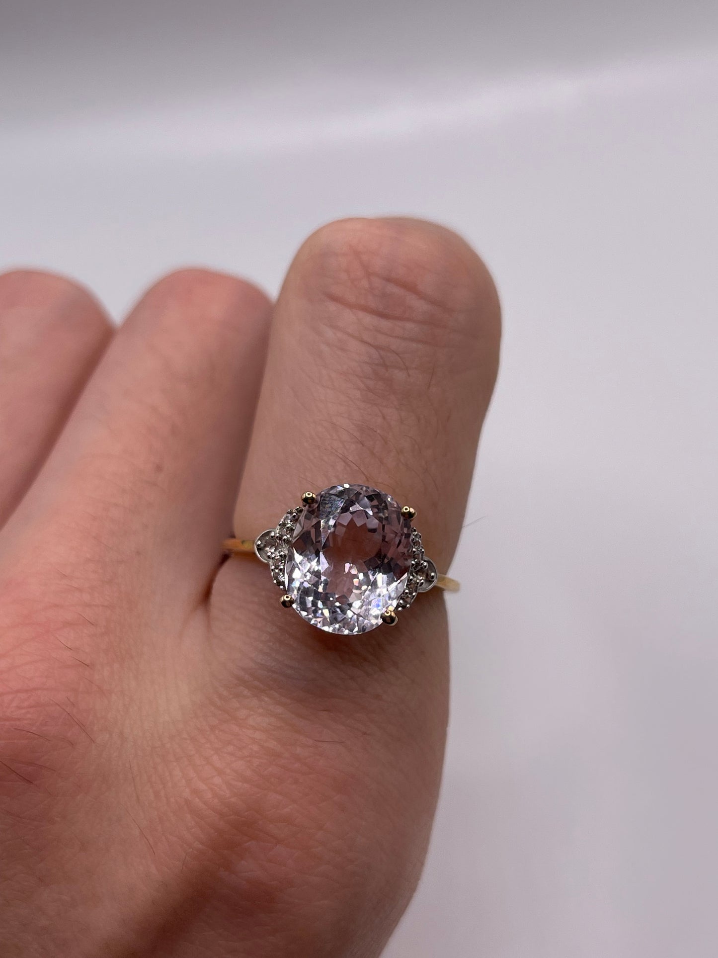 9ct gold kunzite and zircon ring