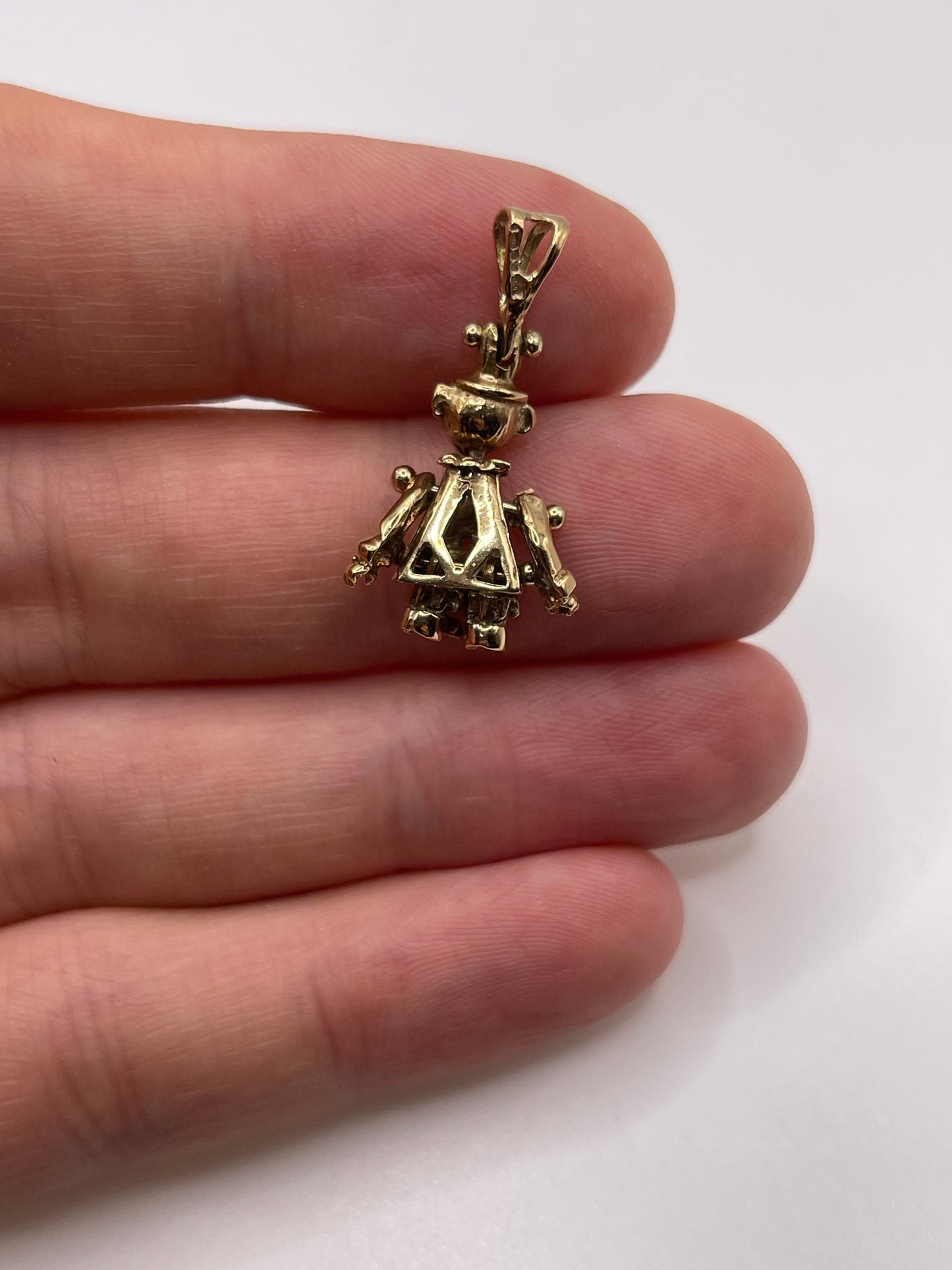 9ct gold clown pendant