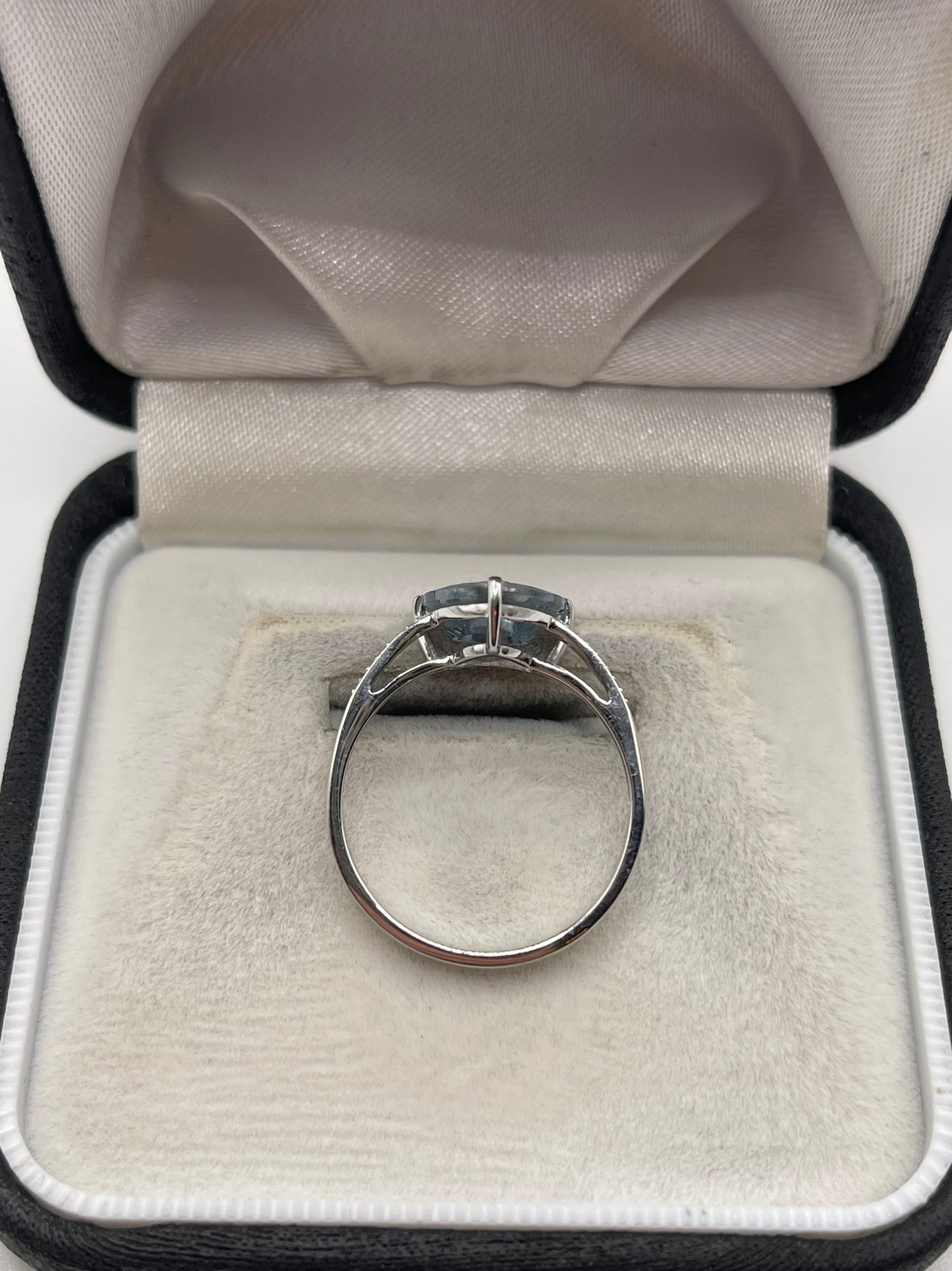 Glenn Lehrer 9ct white gold topaz and diamond ring