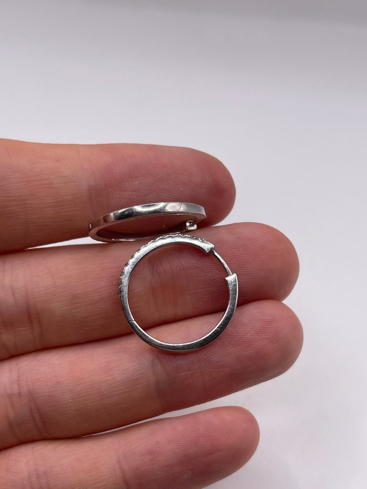 9ct white gold diamond earrings