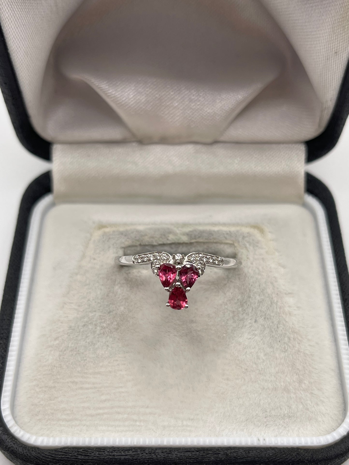 9ct white gold tourmaline and zircon ring