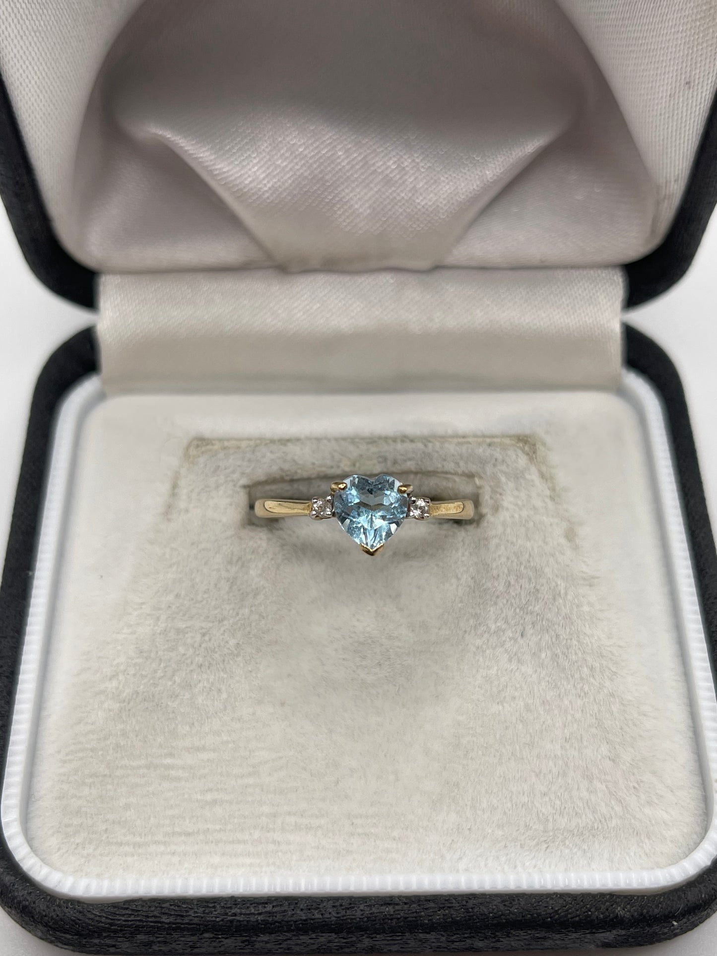 9ct gold topaz and zircon ring