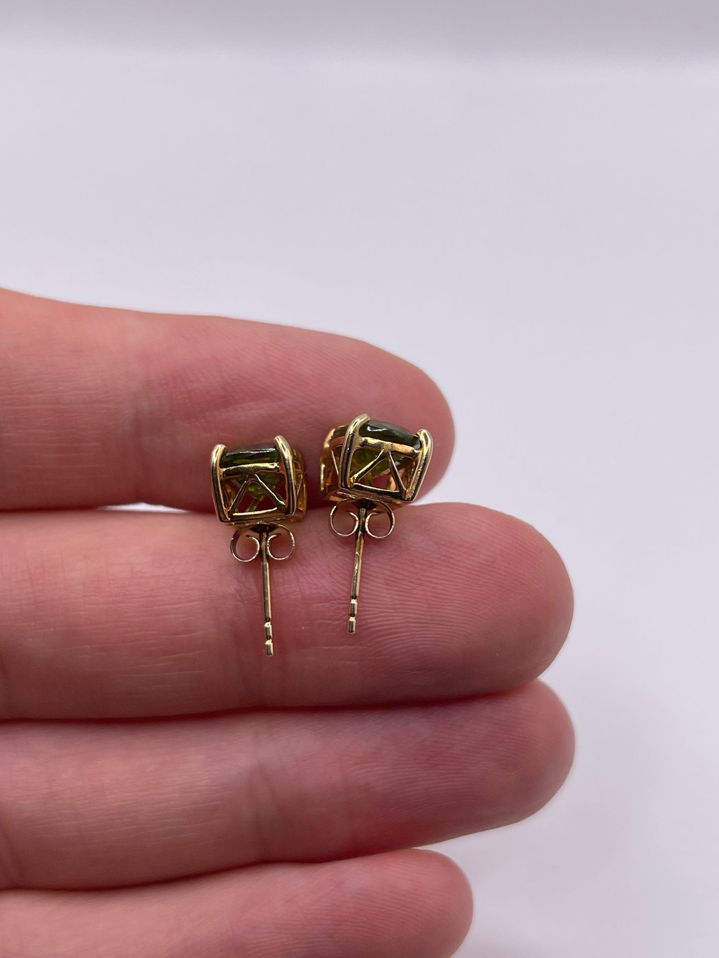 9ct gold peridot earrings