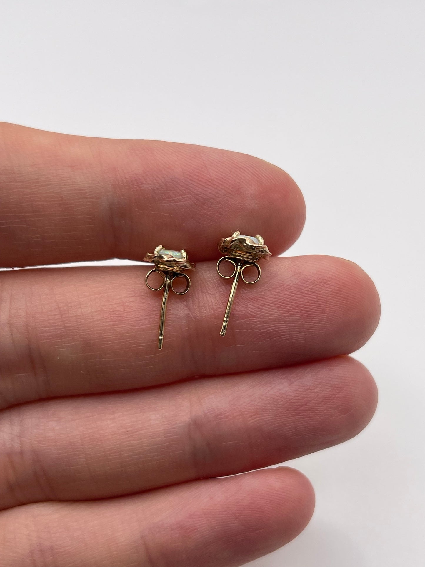 9ct gold opal earrings