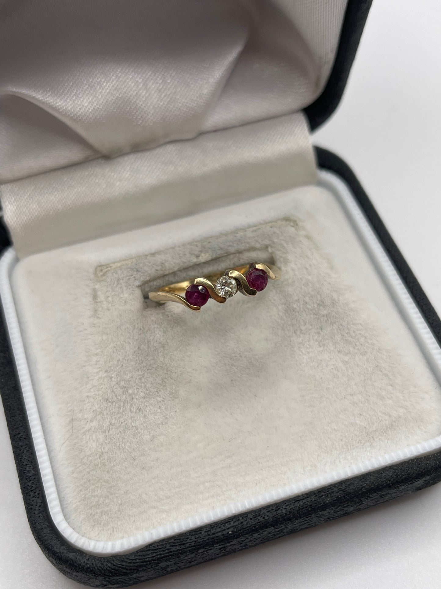 9ct gold ruby and diamond ring