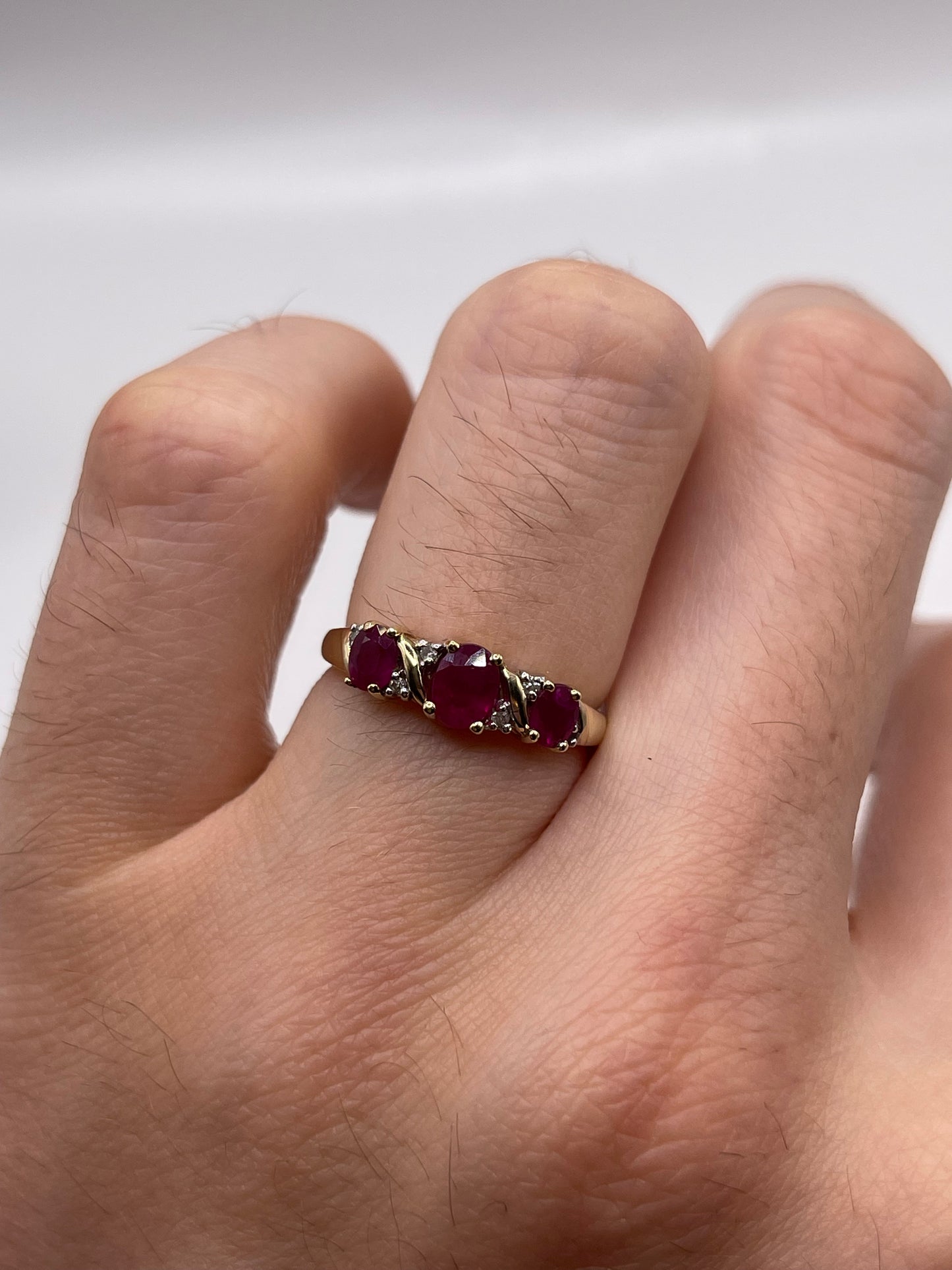 9ct gold ruby and diamond ring