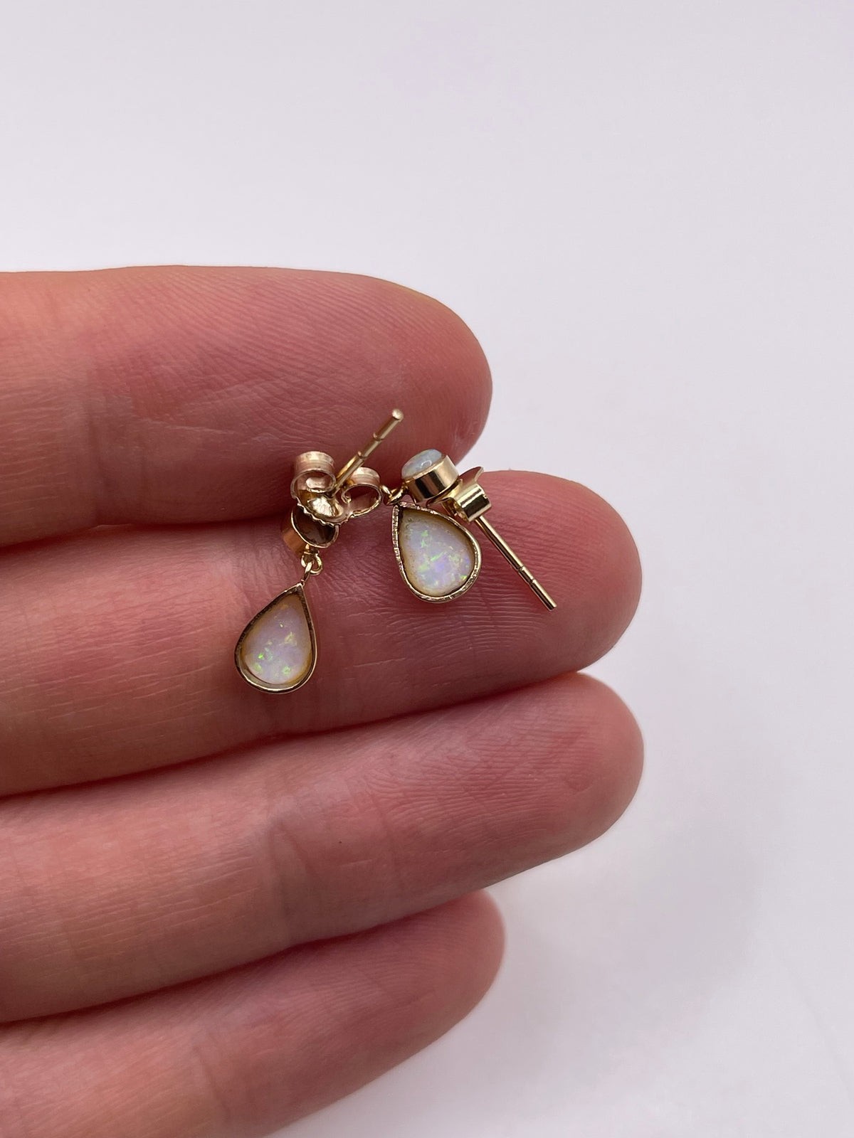 9ct gold opal earrings