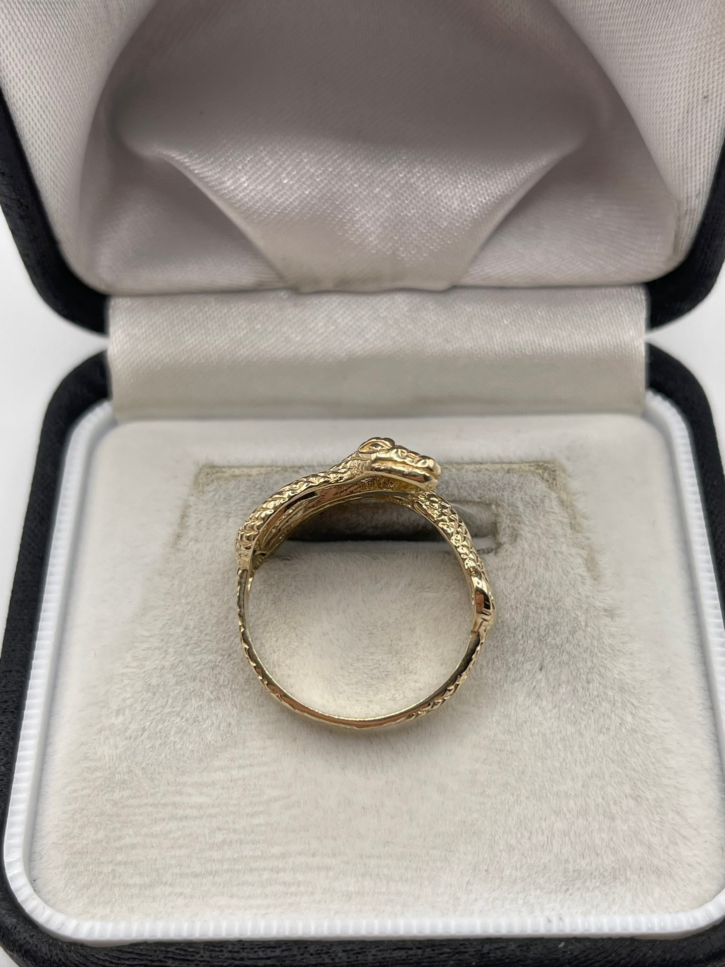 9ct gold snake ring
