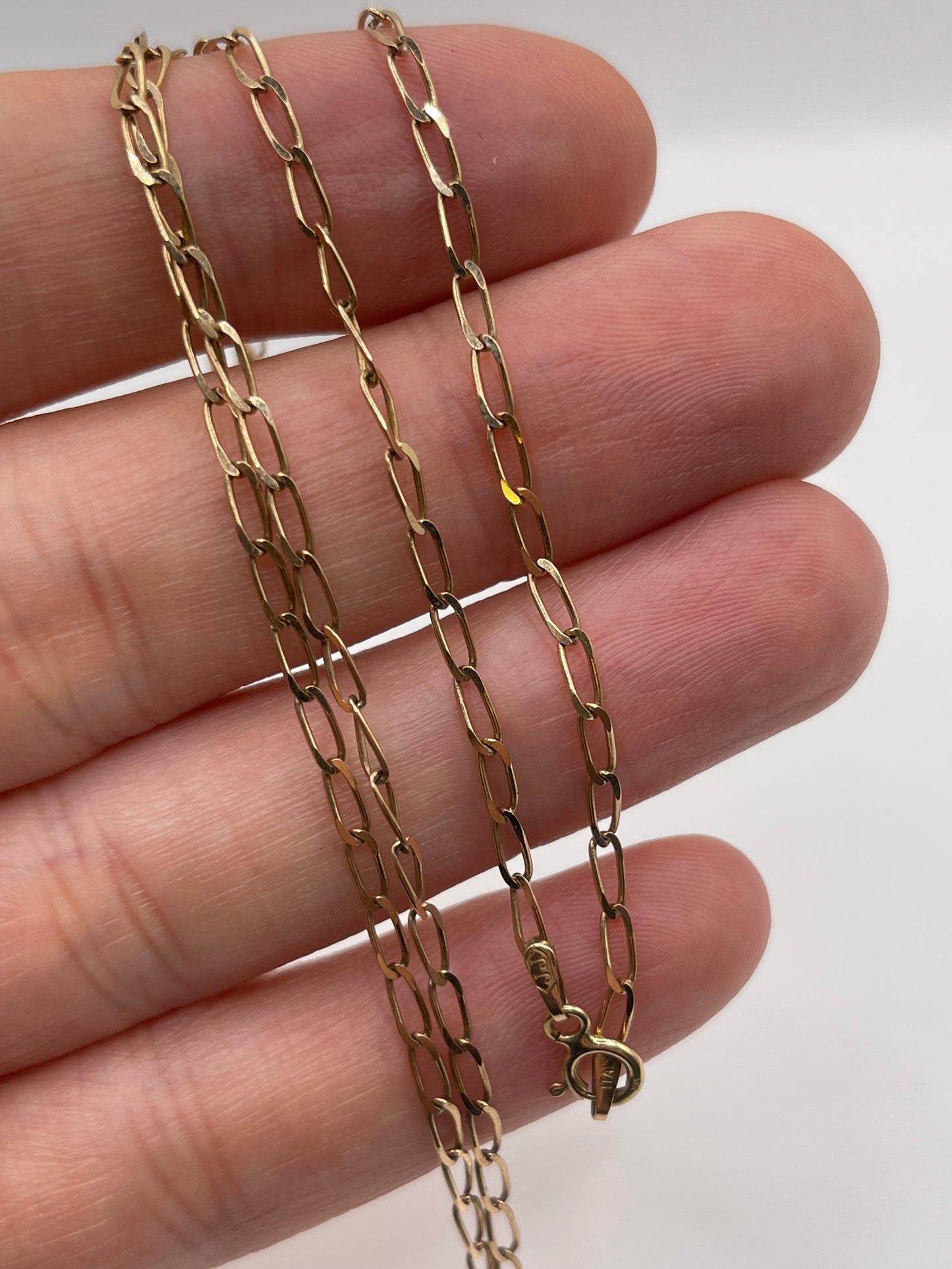 9ct gold chain 189
