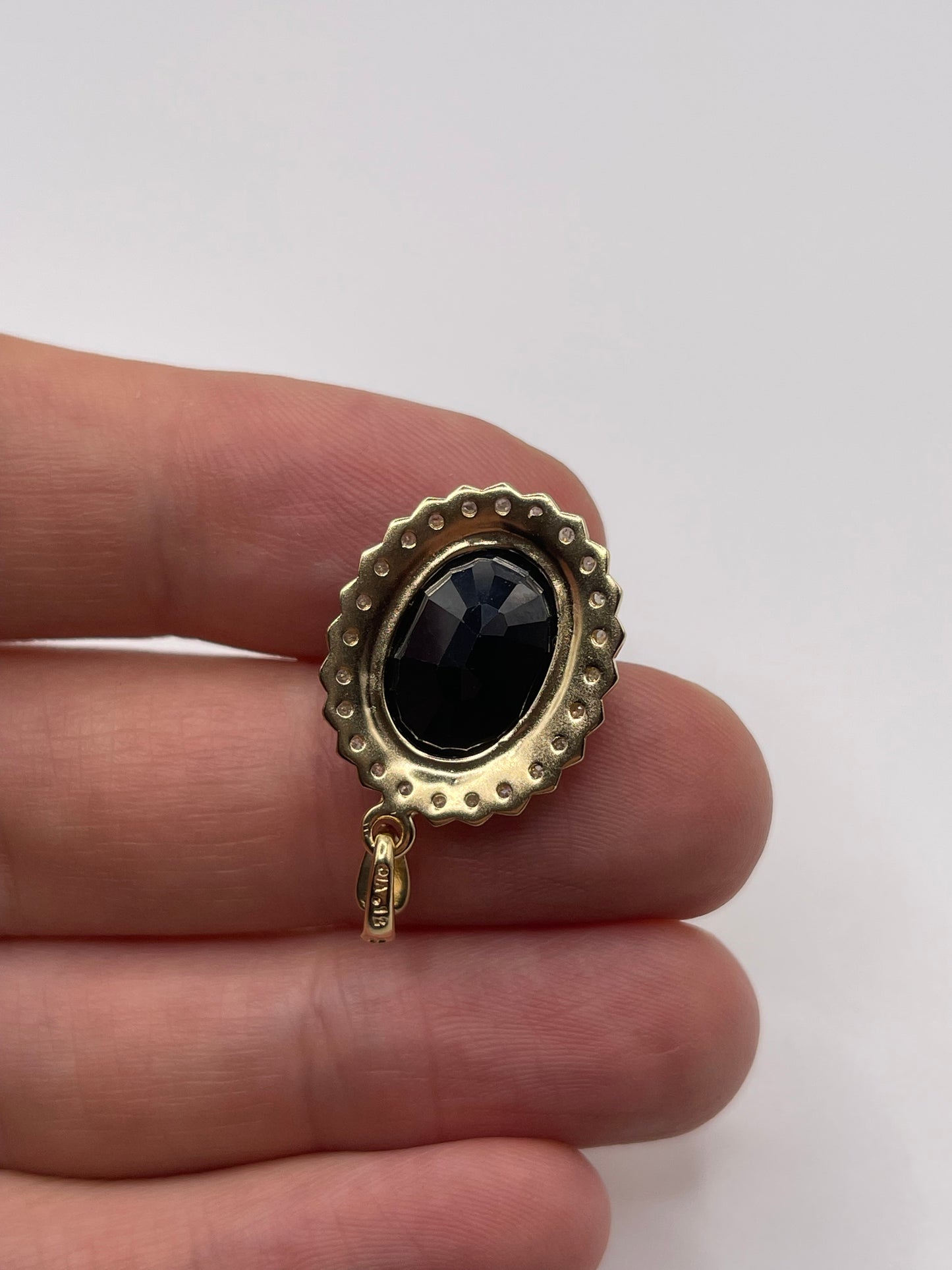 9ct gold sapphire and diamond pendant