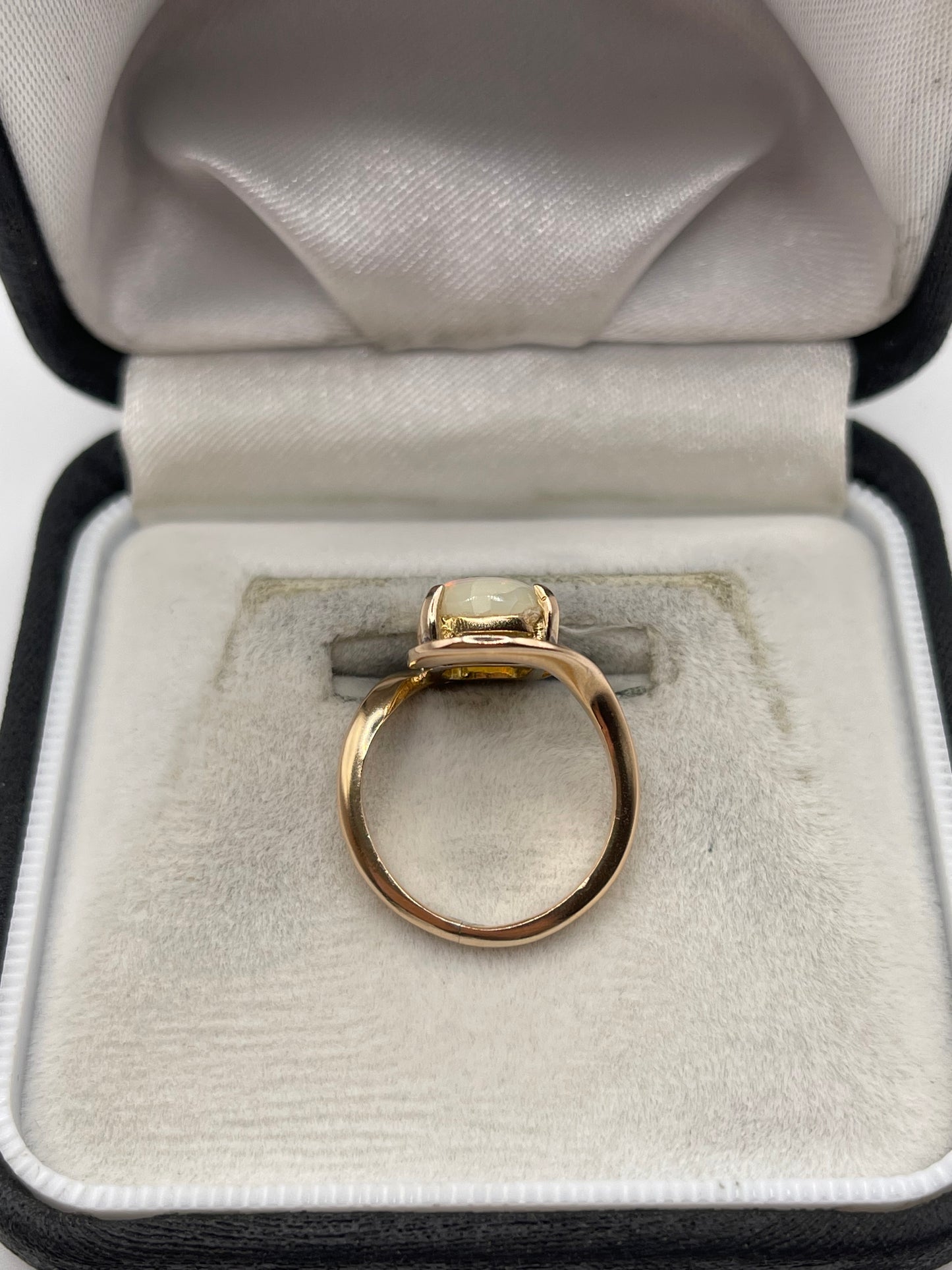 14ct rose gold opal ring