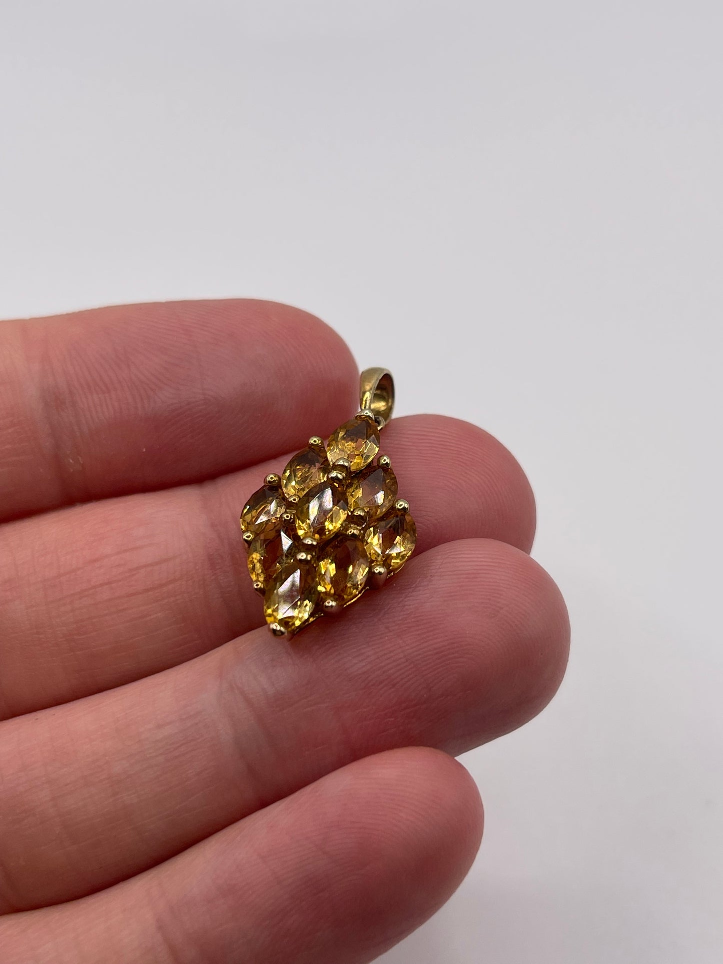 9ct gold citrine cluster pendant