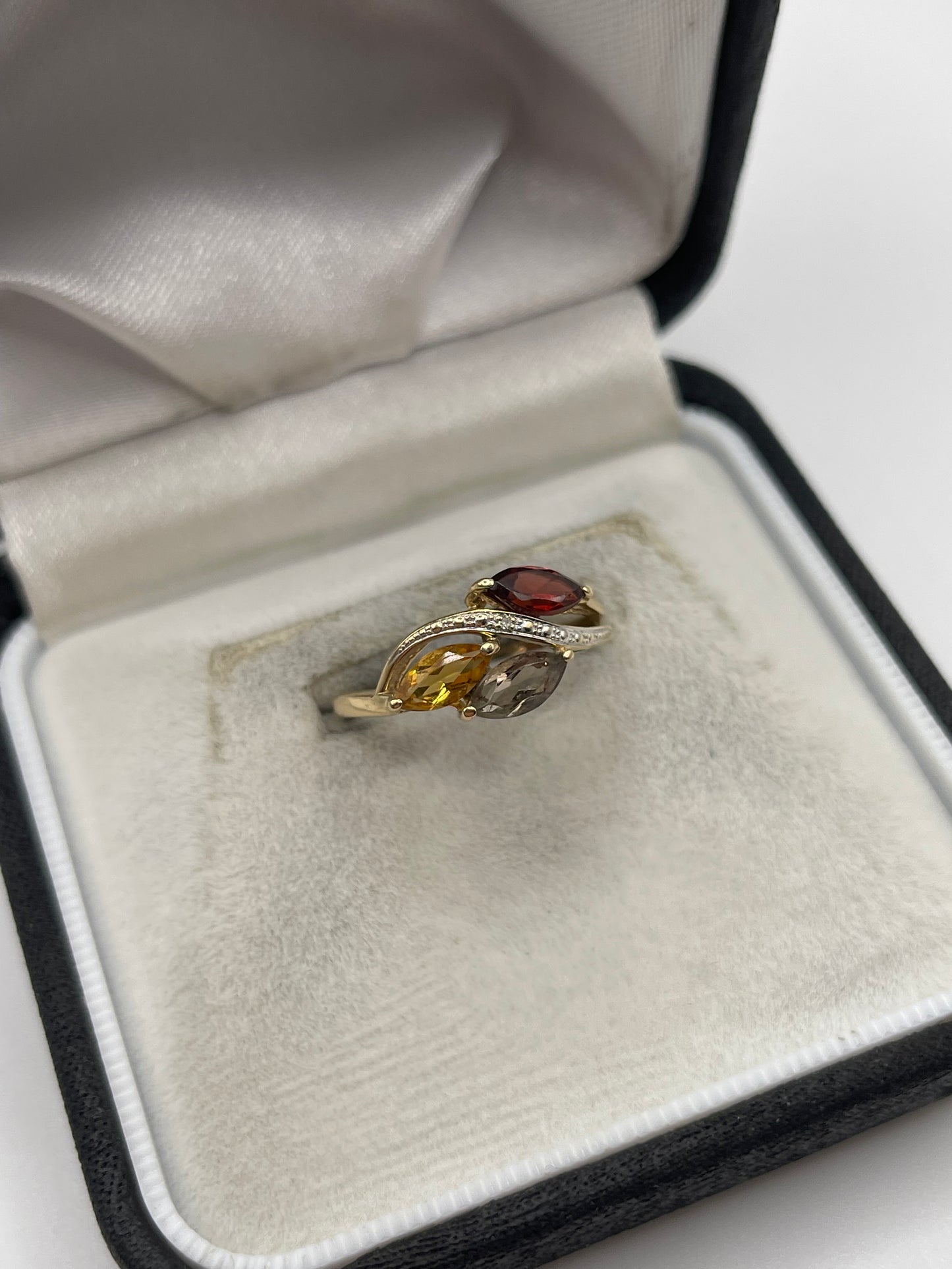 9ct gold multigem and diamond ring
