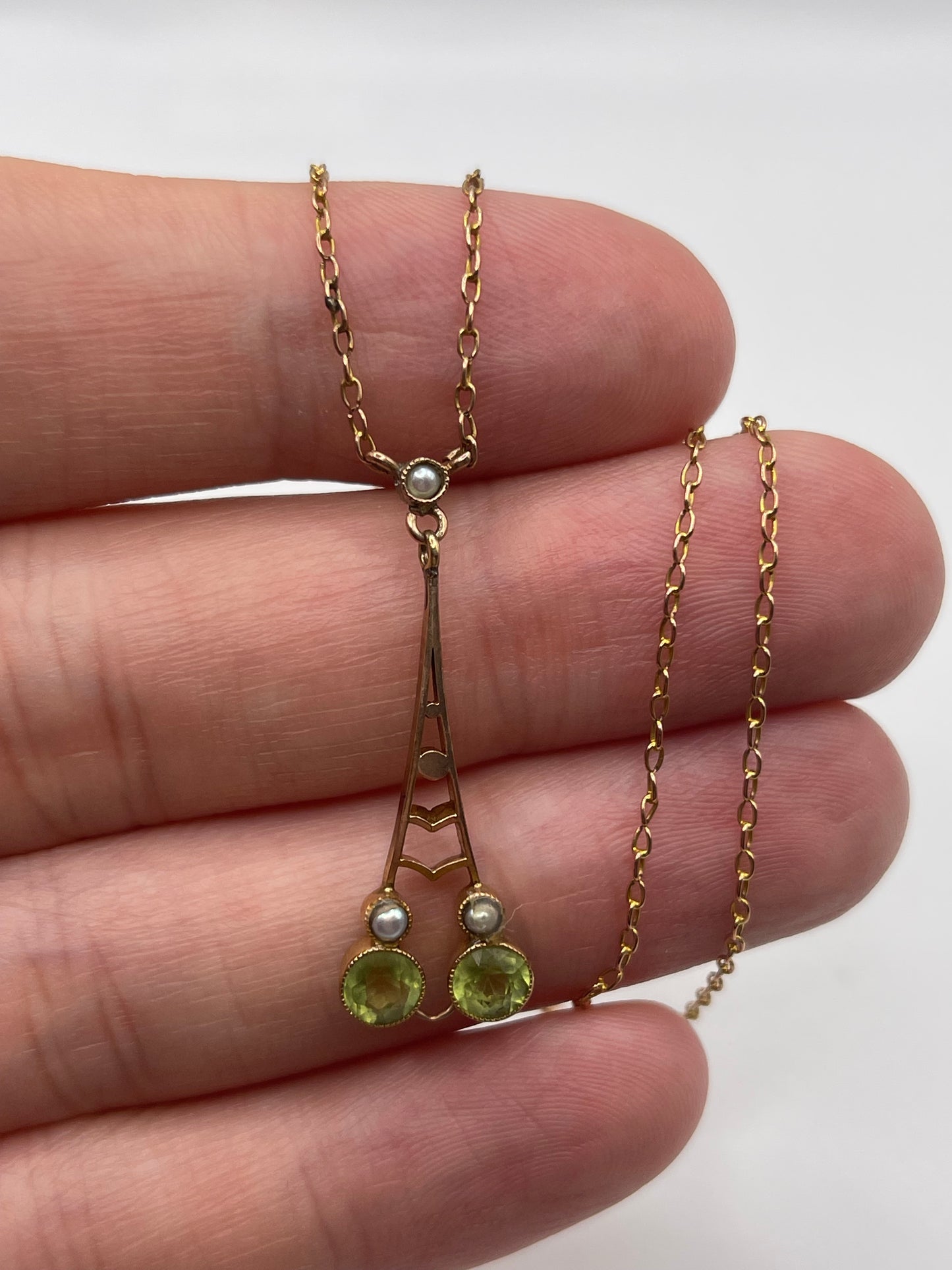 Antique 9ct gold peridot and pearl necklace