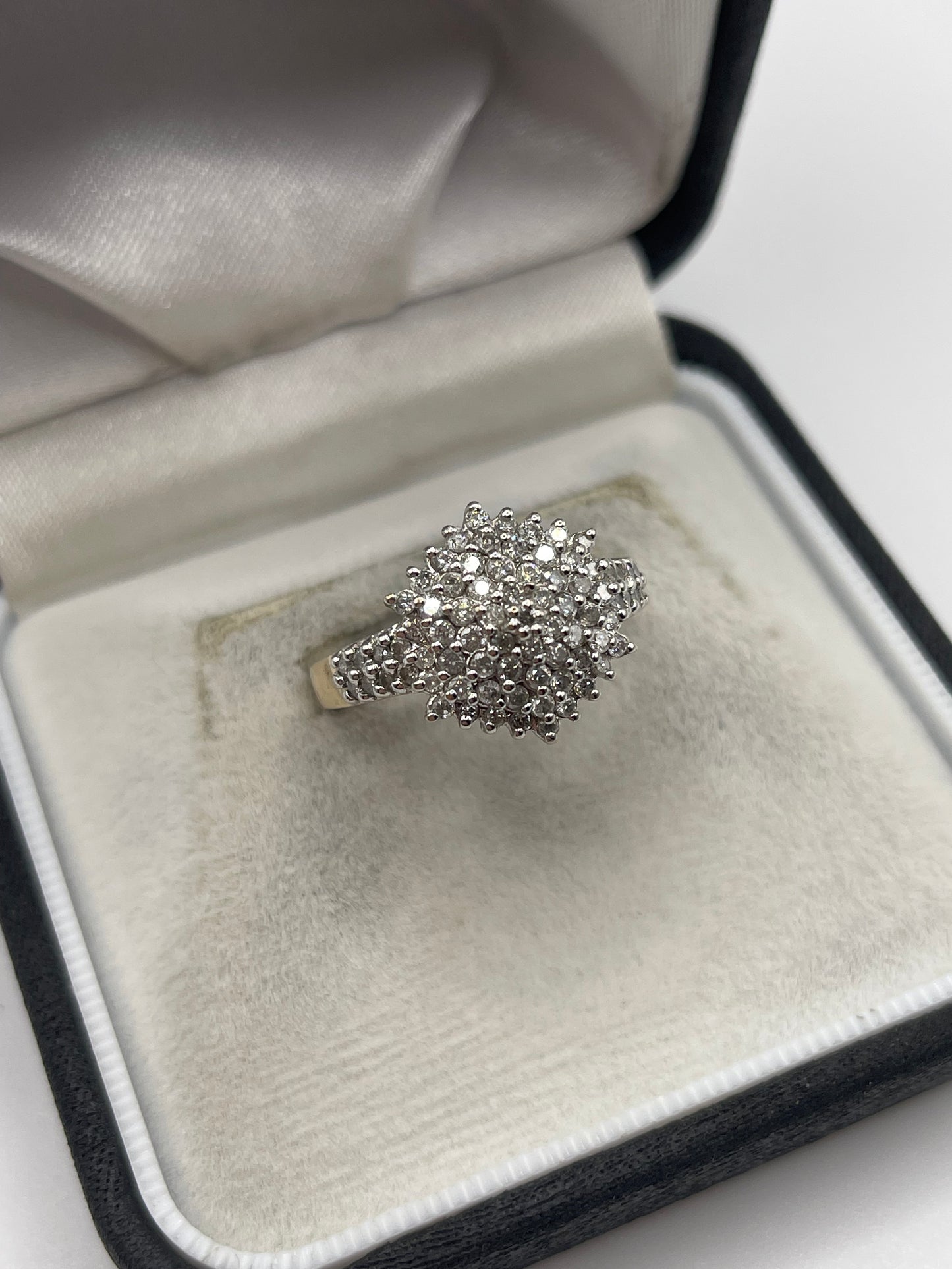 9ct gold diamond cluster ring