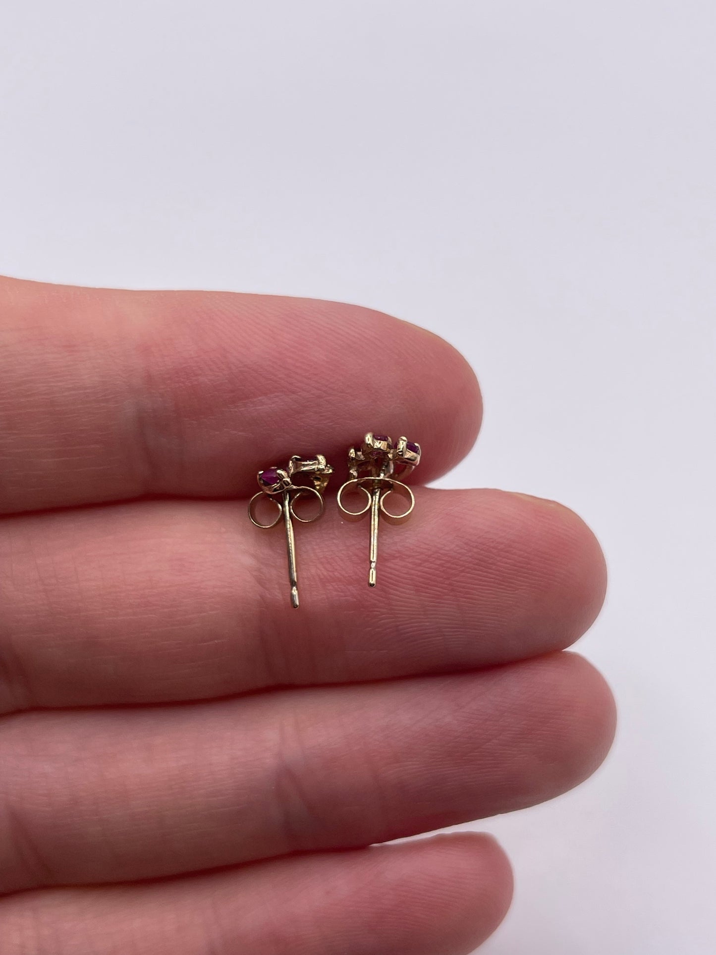 9ct gold ruby earrings