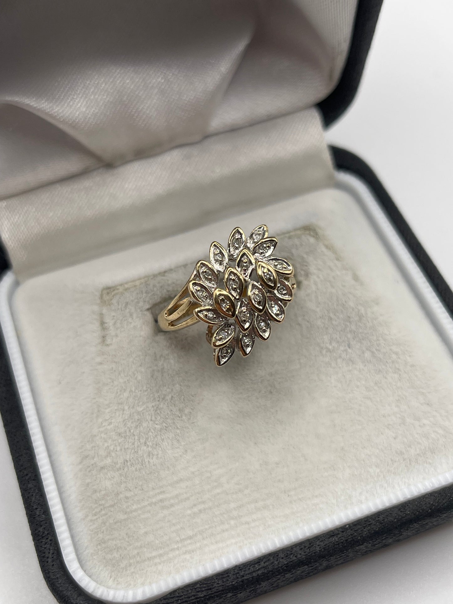 9ct gold diamond cluster ring